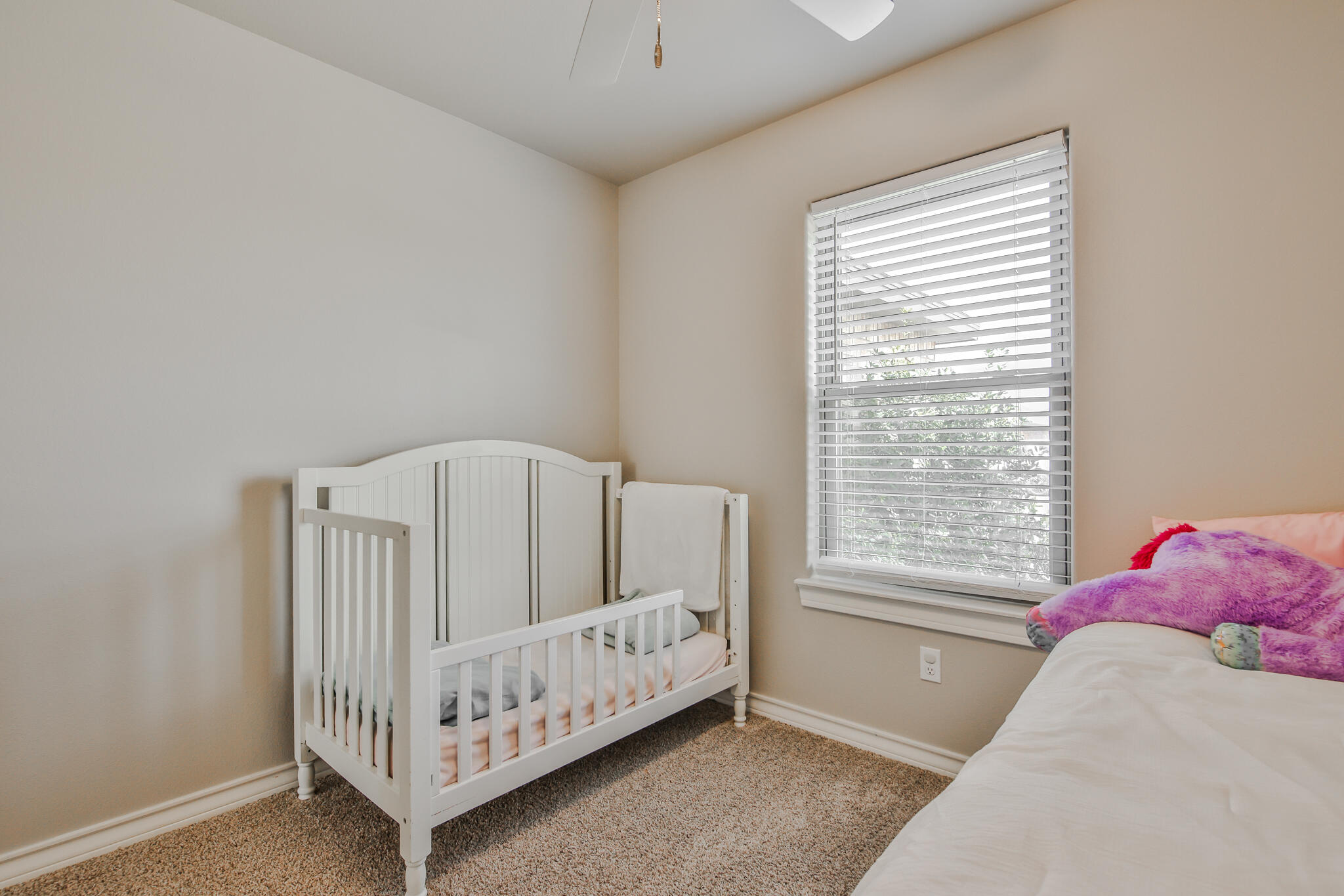 5221 Jarvis Street Property Photo 4