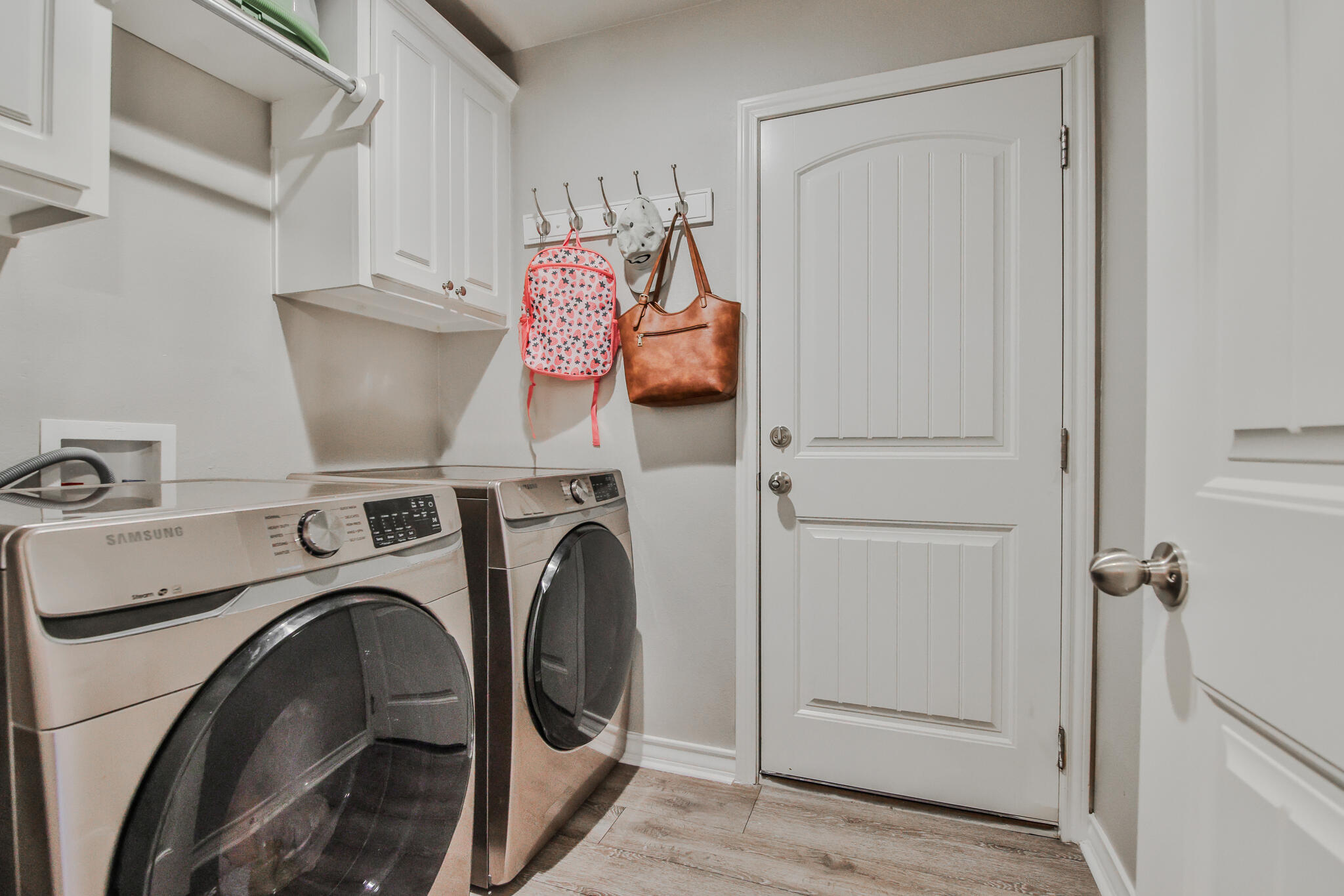 5221 Jarvis Street Property Photo 8