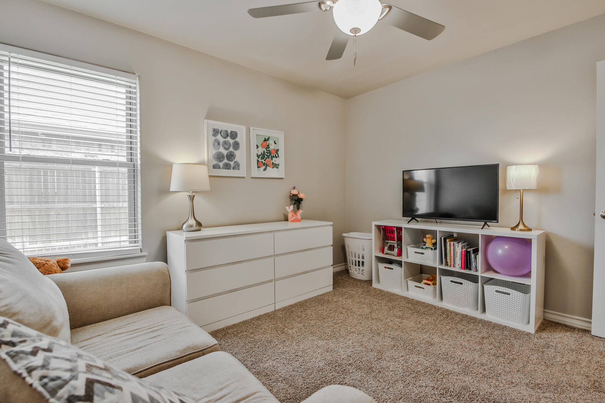 5221 Jarvis Street Property Photo 11