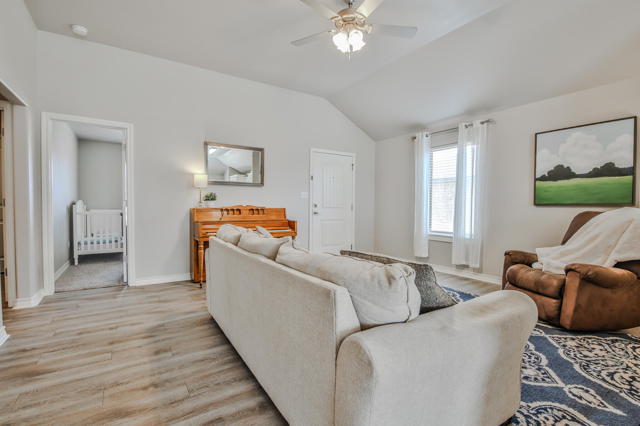 5221 Jarvis Street Property Photo 23