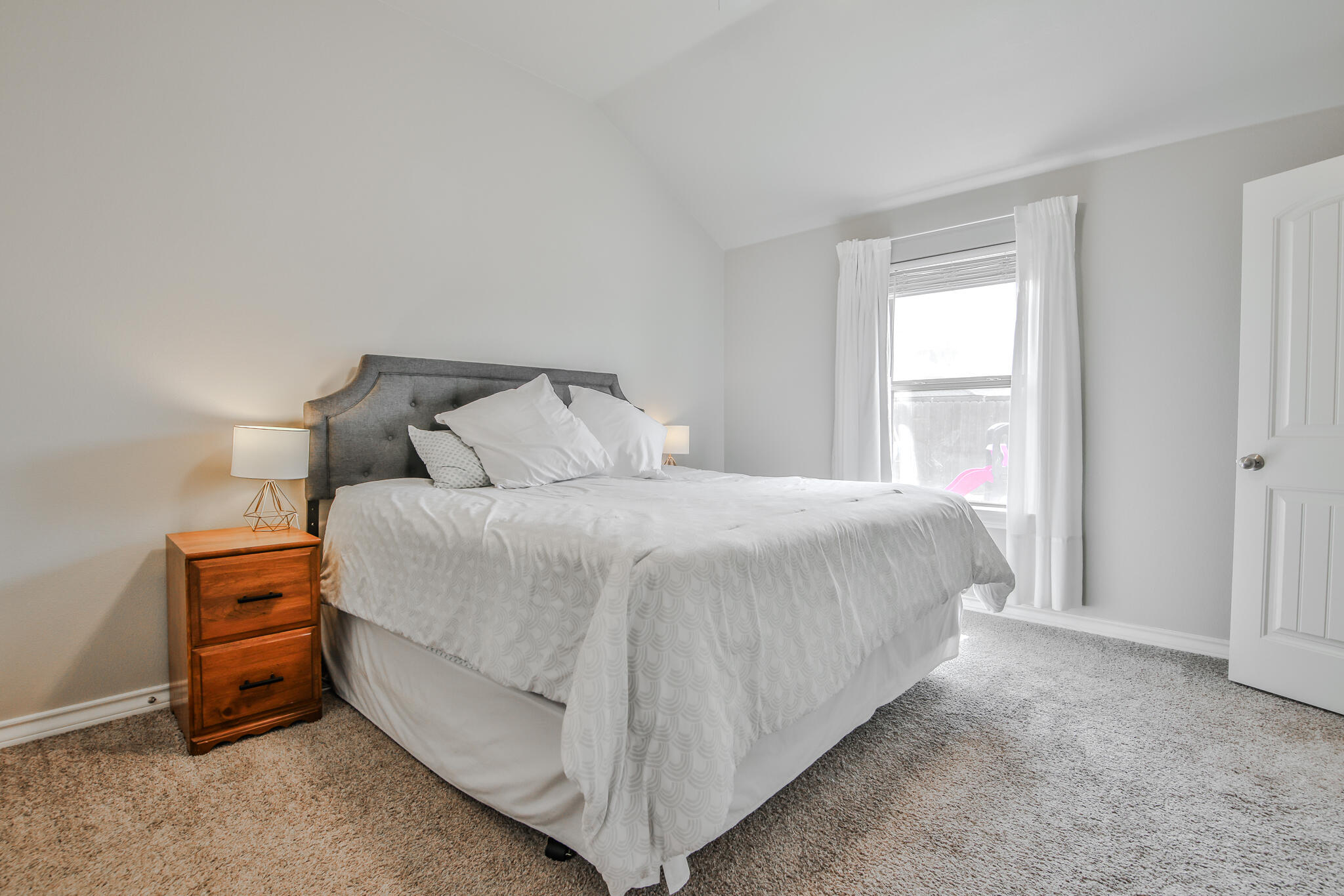 5221 Jarvis Street Property Photo 27