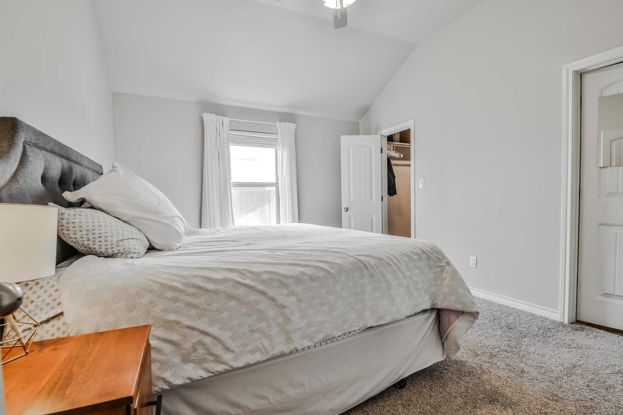 5221 Jarvis Street Property Photo 29