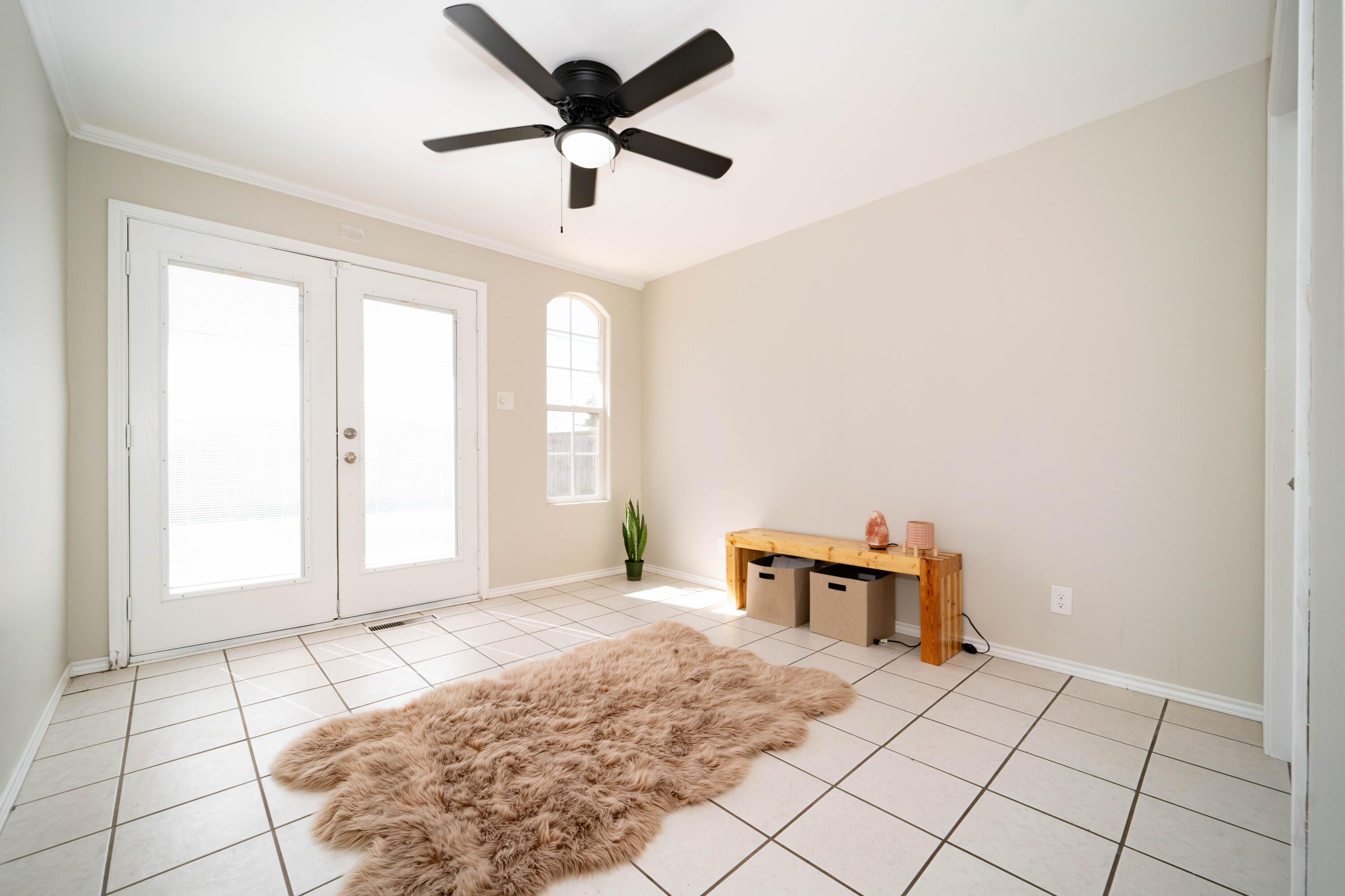 2507 28th Street Property Photo 2
