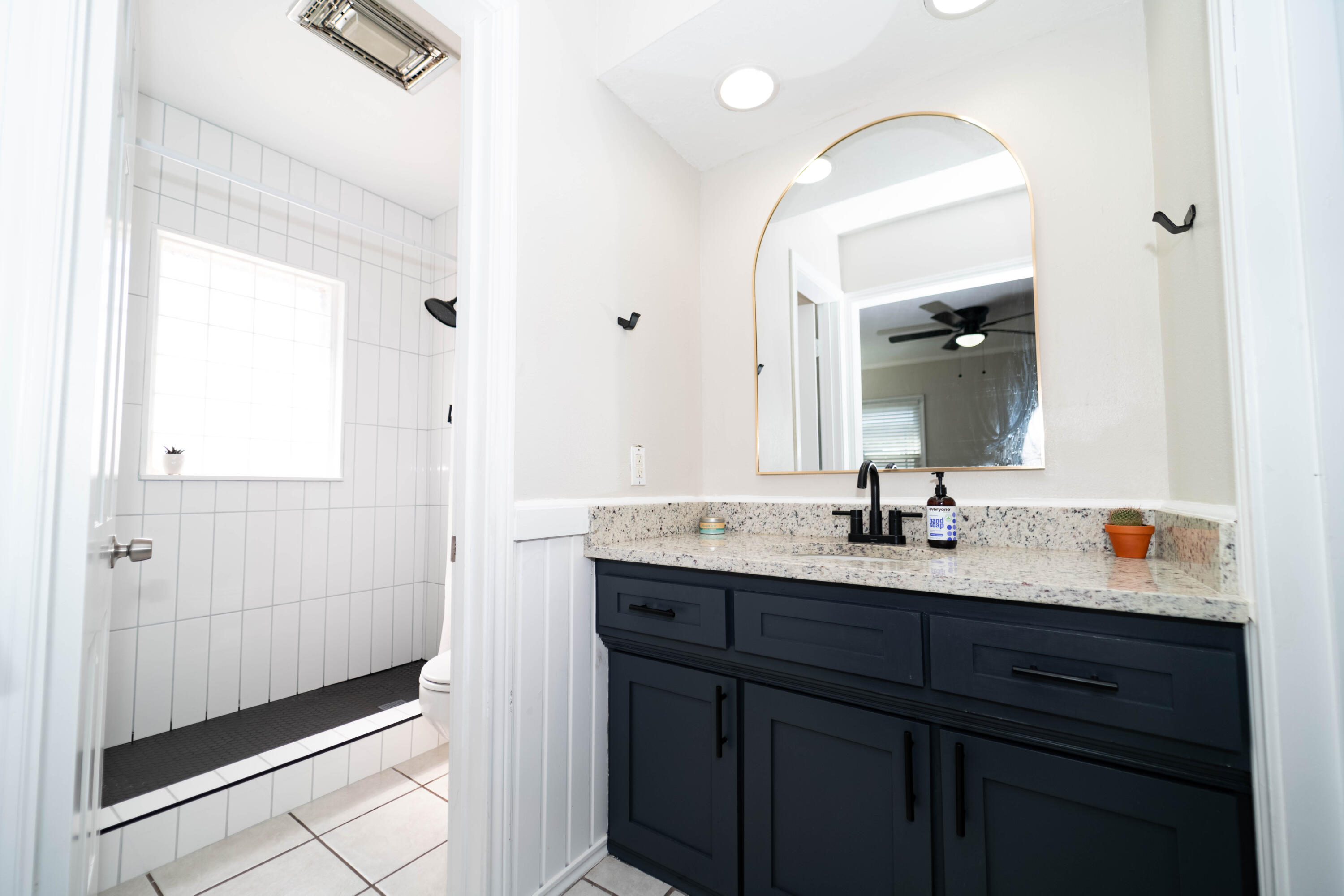 2507 28th Street Property Photo 8