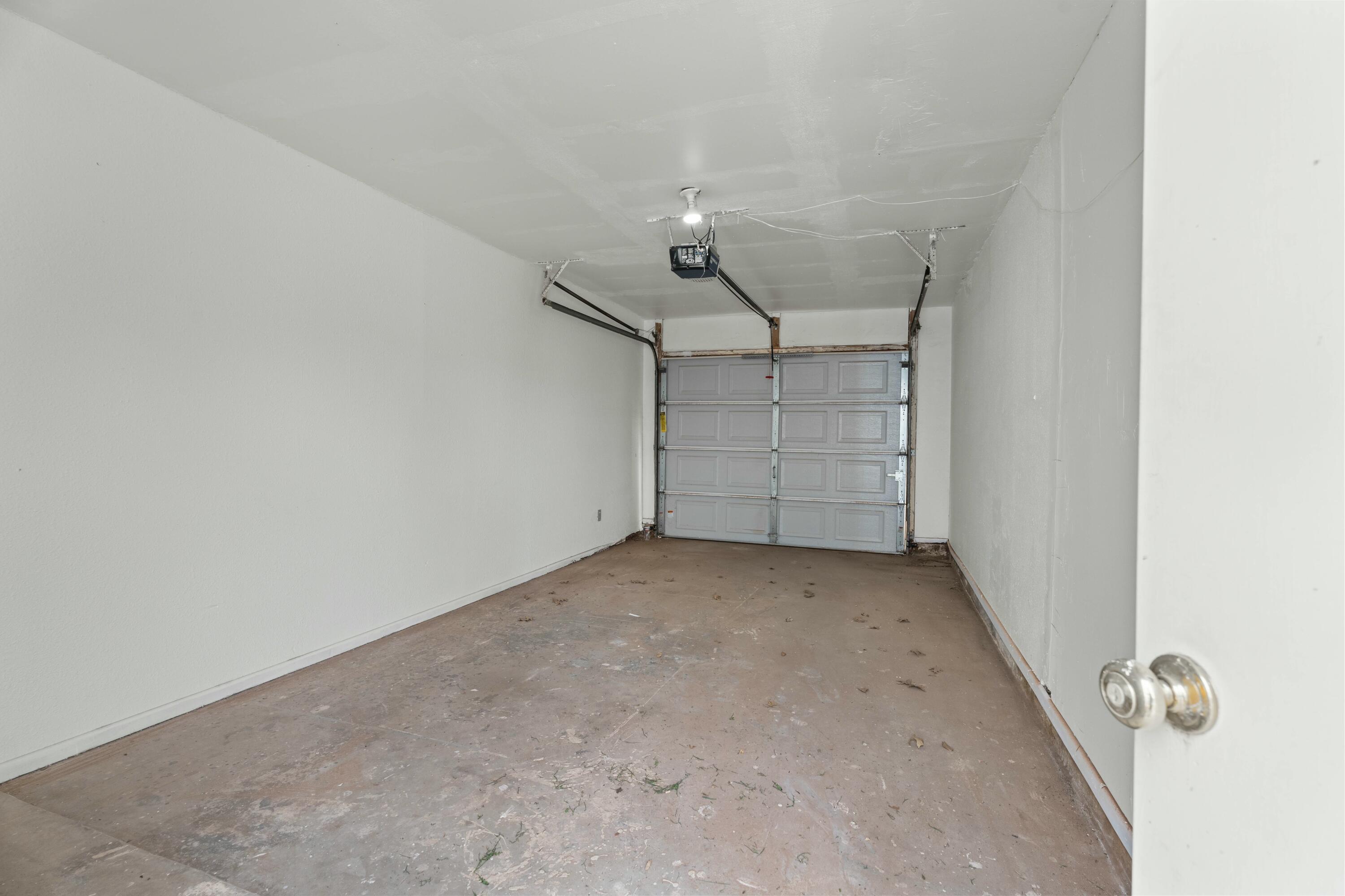 4705 58th Street, B Property Photo 13