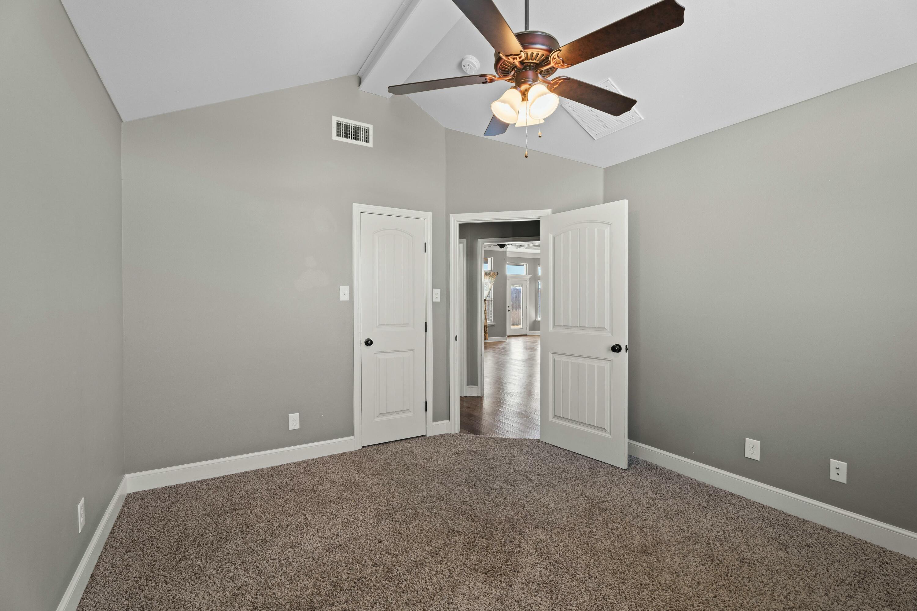 310 Manchester Avenue Property Photo 25