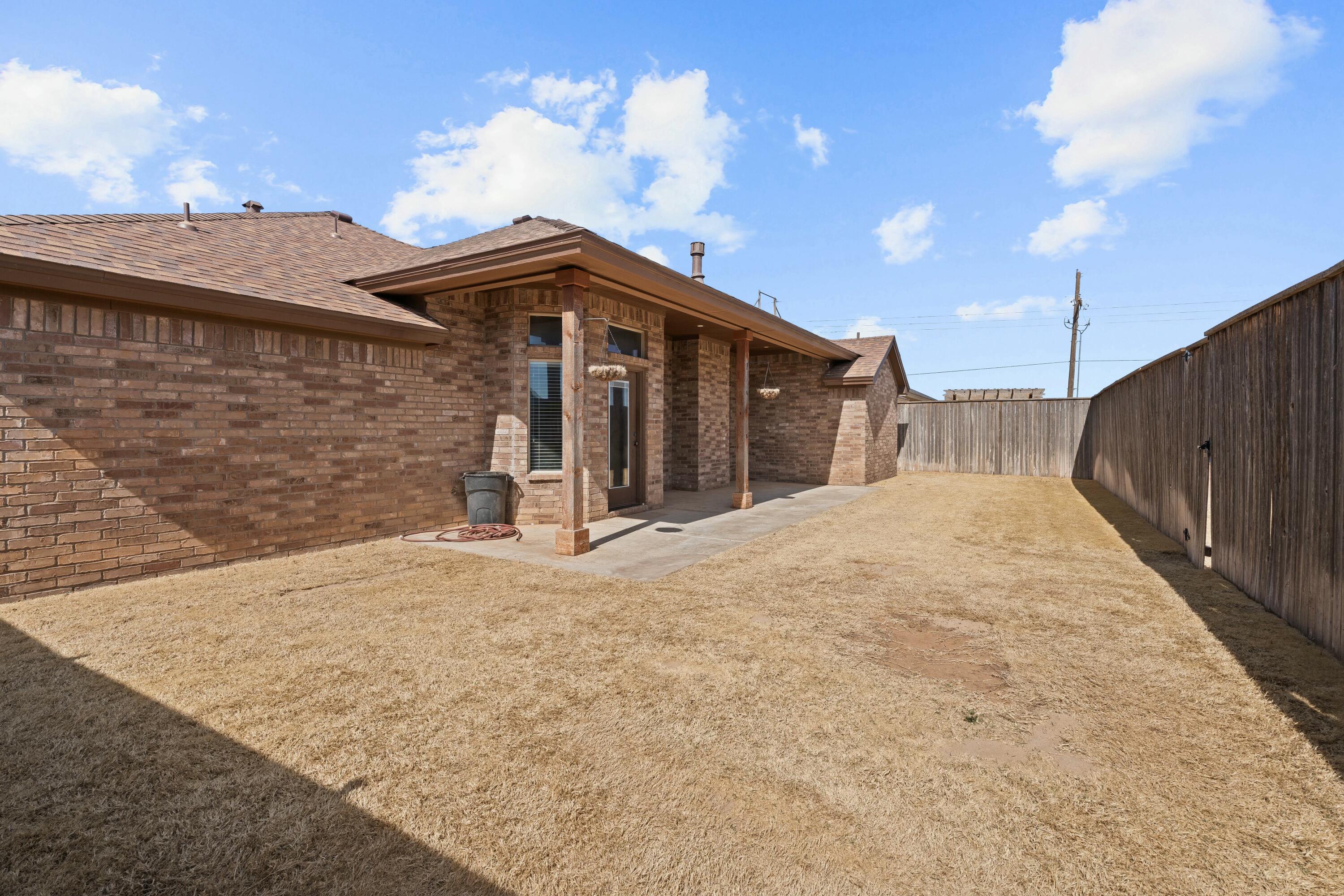 310 Manchester Avenue Property Photo 29