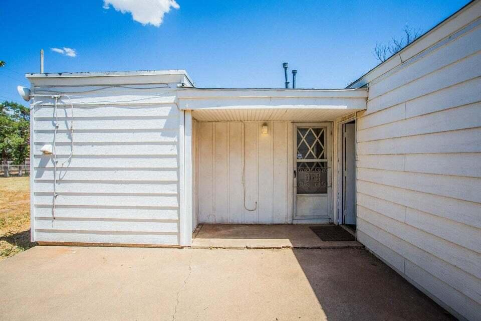 2516 42nd Street Property Photo 16