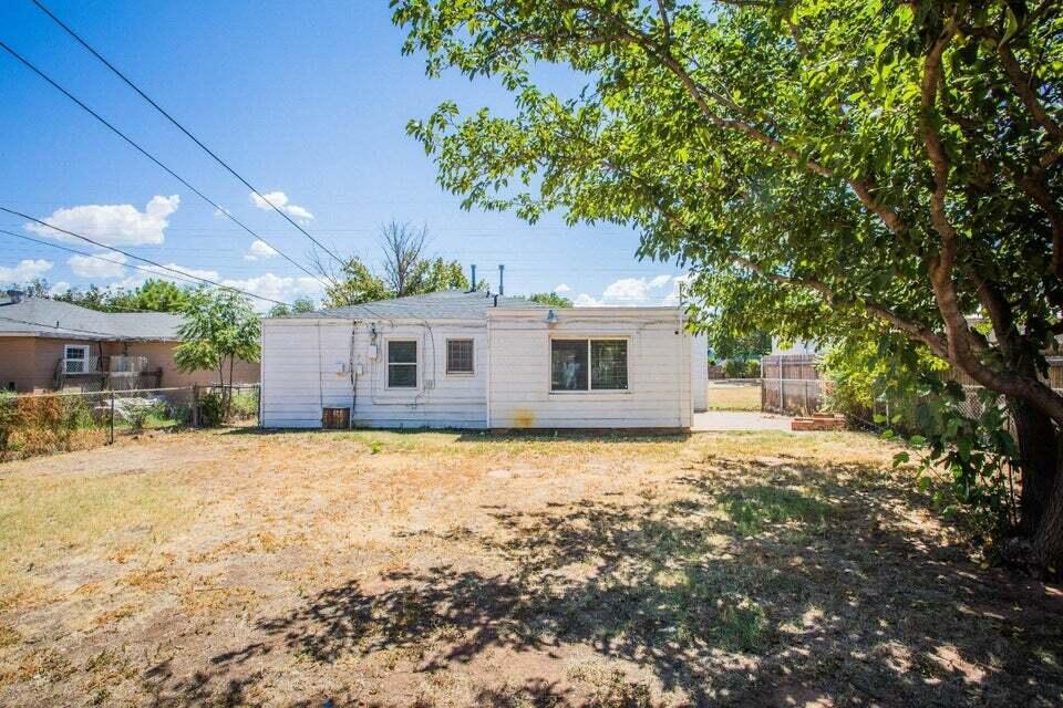 2516 42nd Street Property Photo 18
