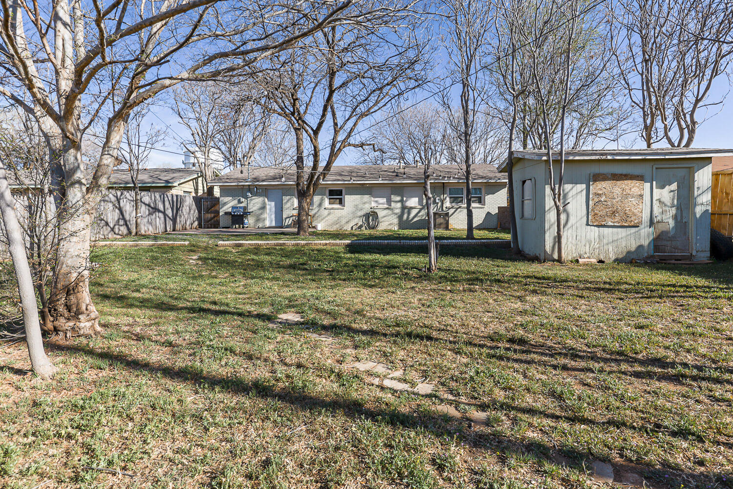 2203 37th Street Property Photo 36