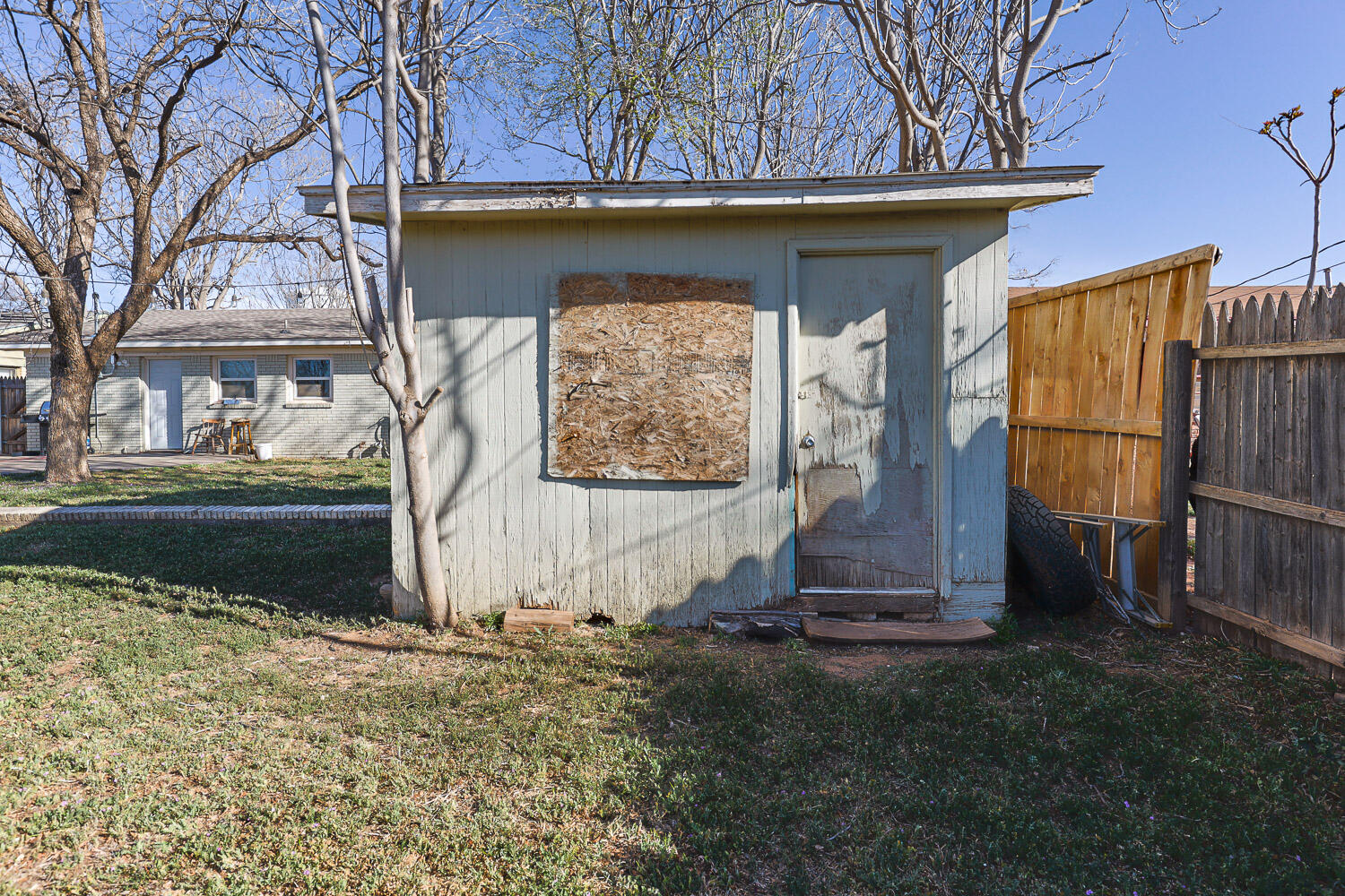 2203 37th Street Property Photo 37