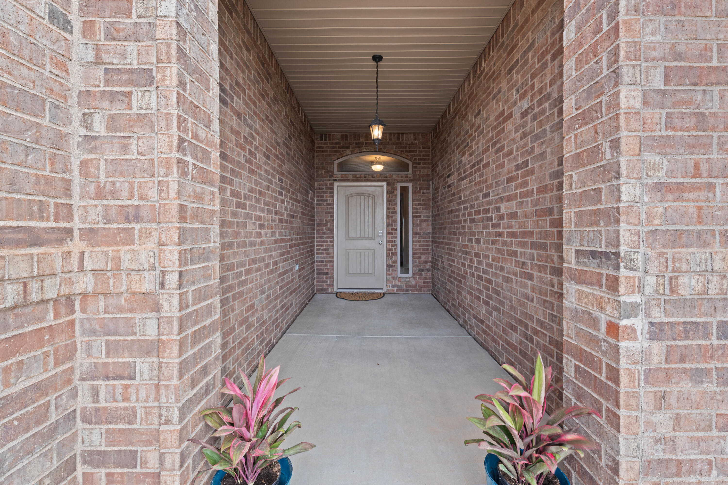 5744 111th Street Property Photo 1