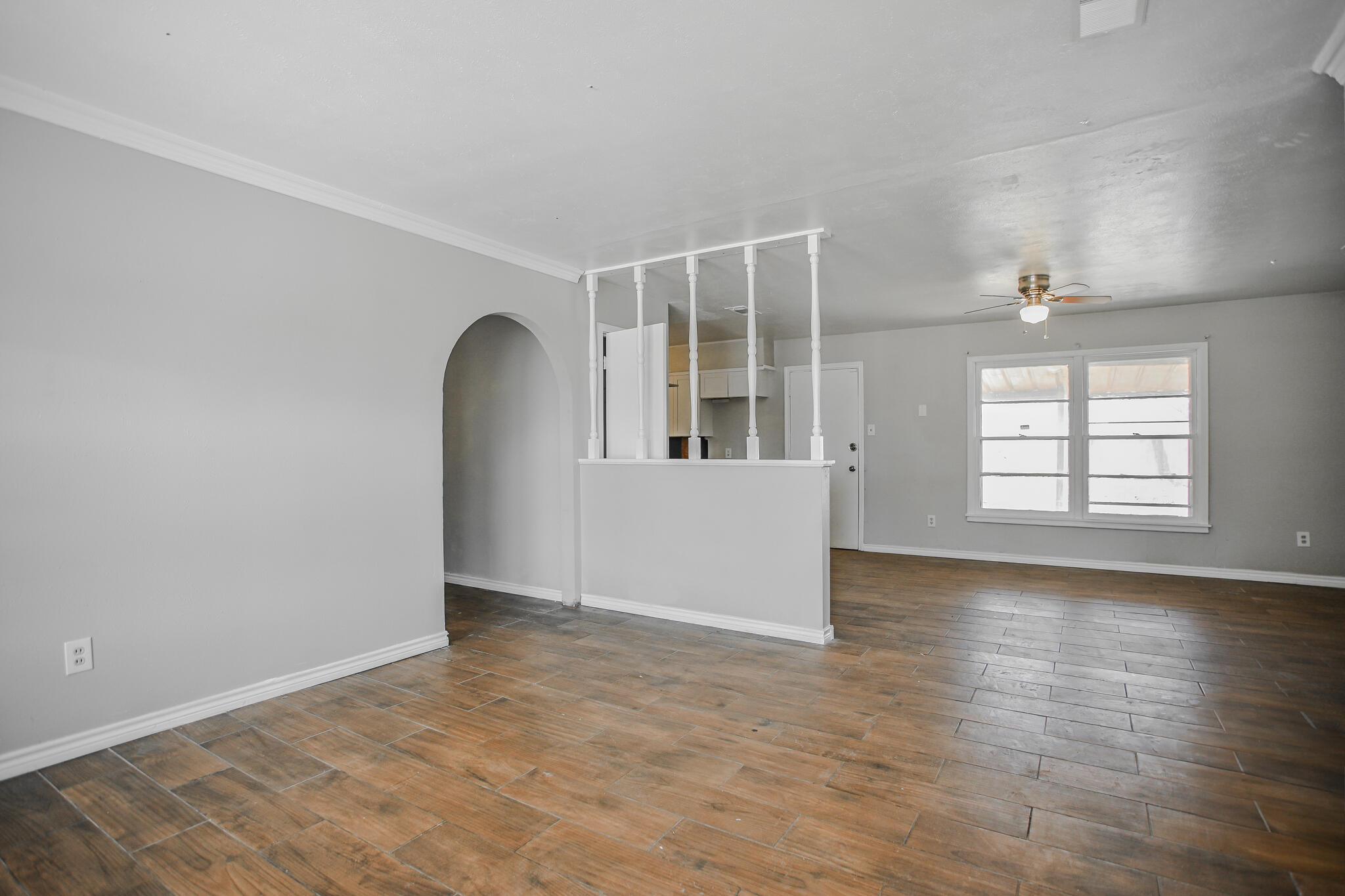 2641 E Baylor Street Property Photo 3