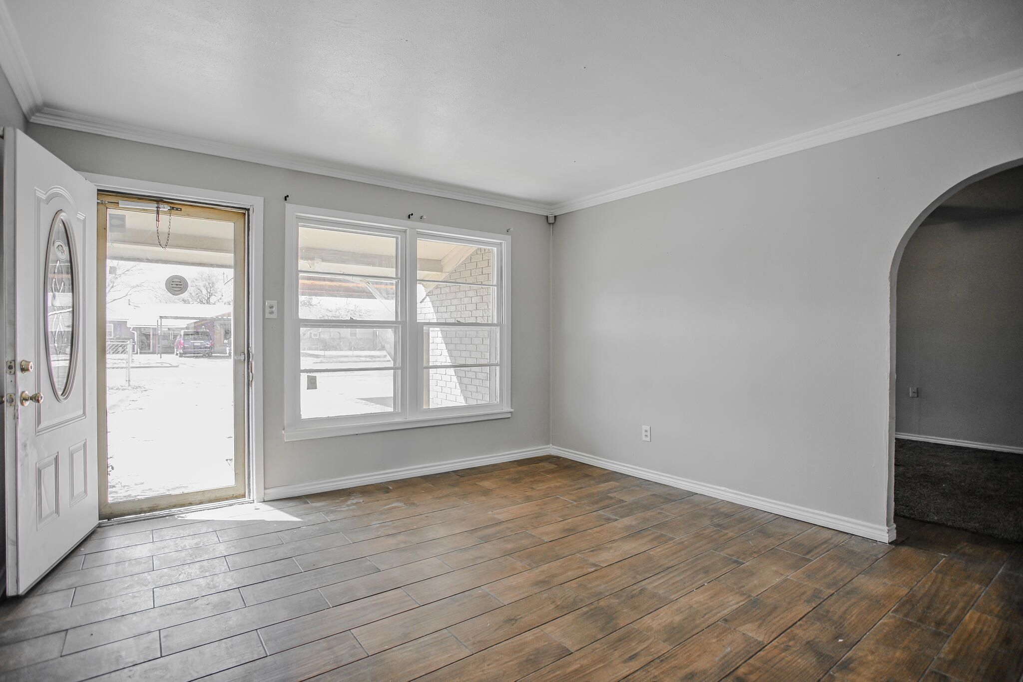 2641 E Baylor Street Property Photo 5