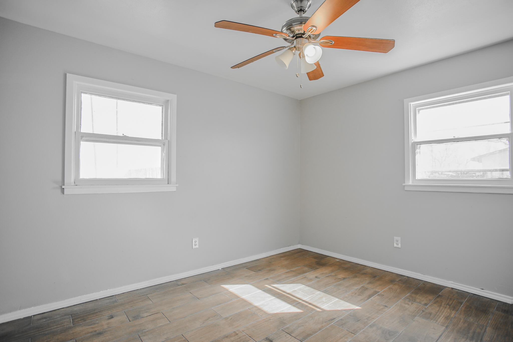 2641 E Baylor Street Property Photo 26