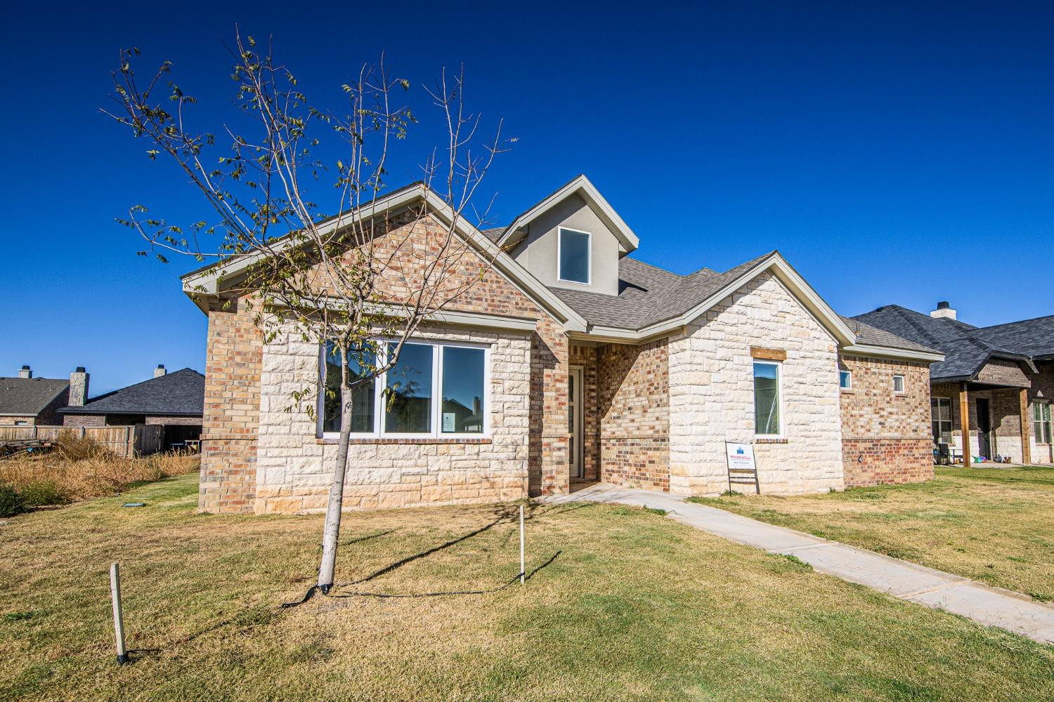 7616 53rd Street Property Photo 1