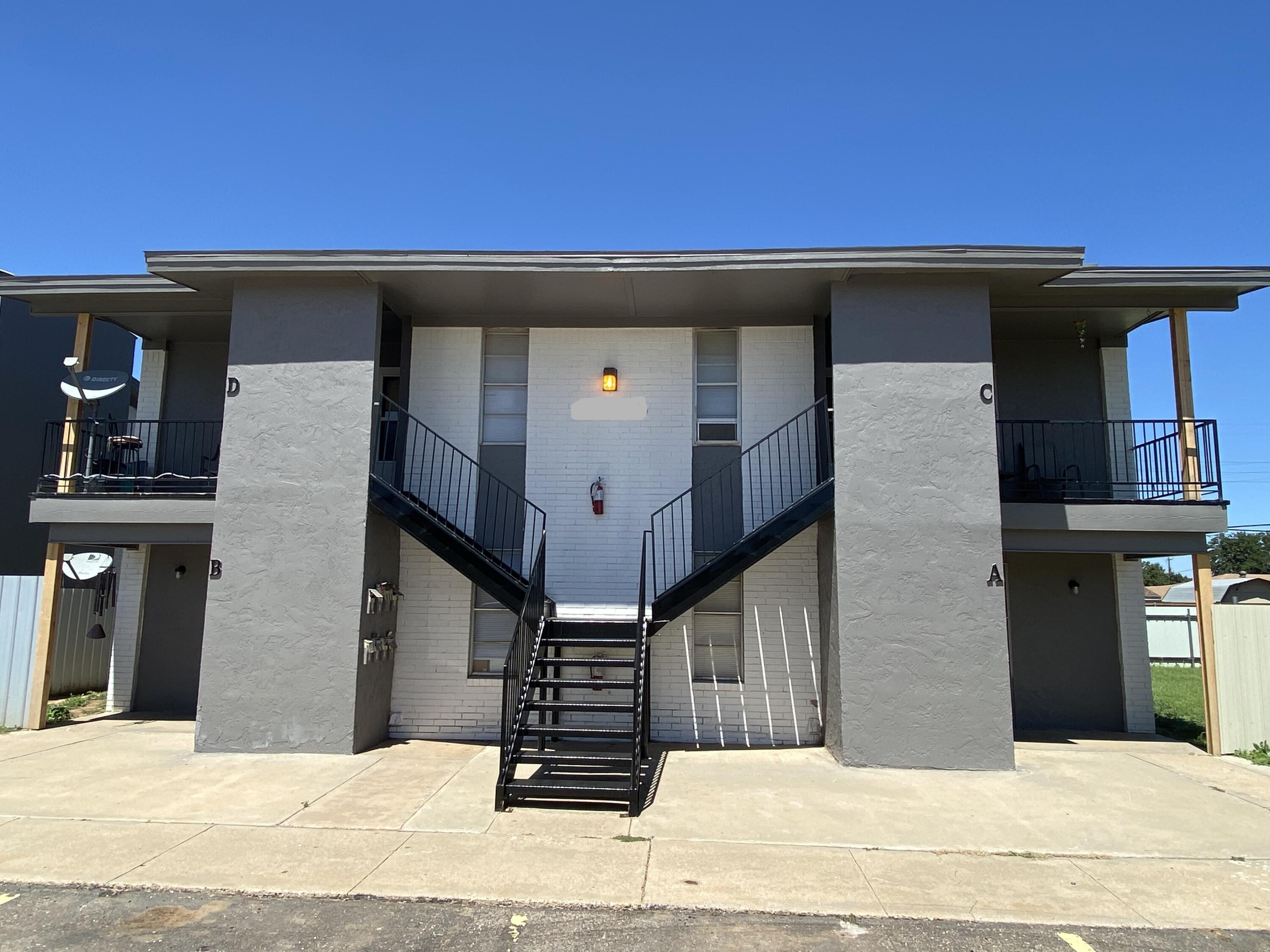 3204 Salisbury Avenue, C Property Photo 1