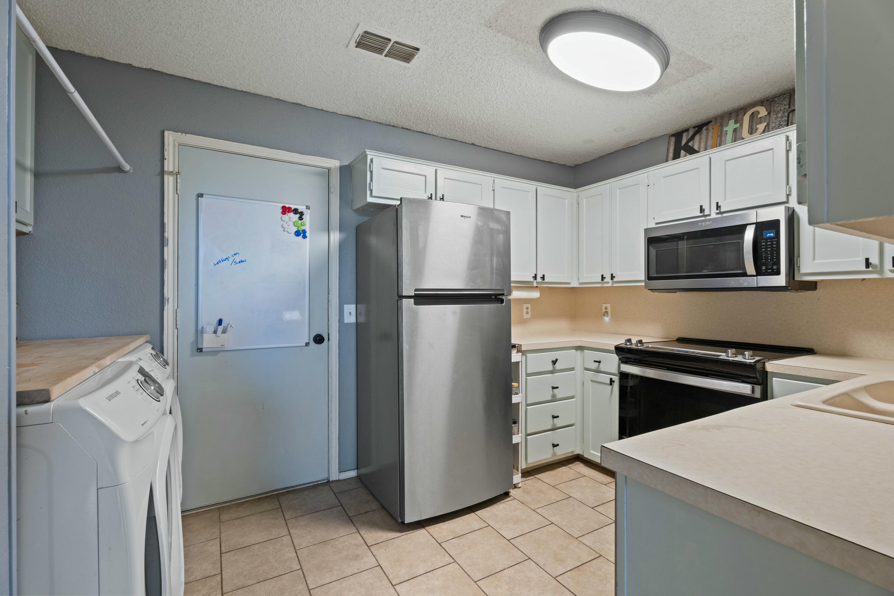 5802 Emory Street Property Photo 7
