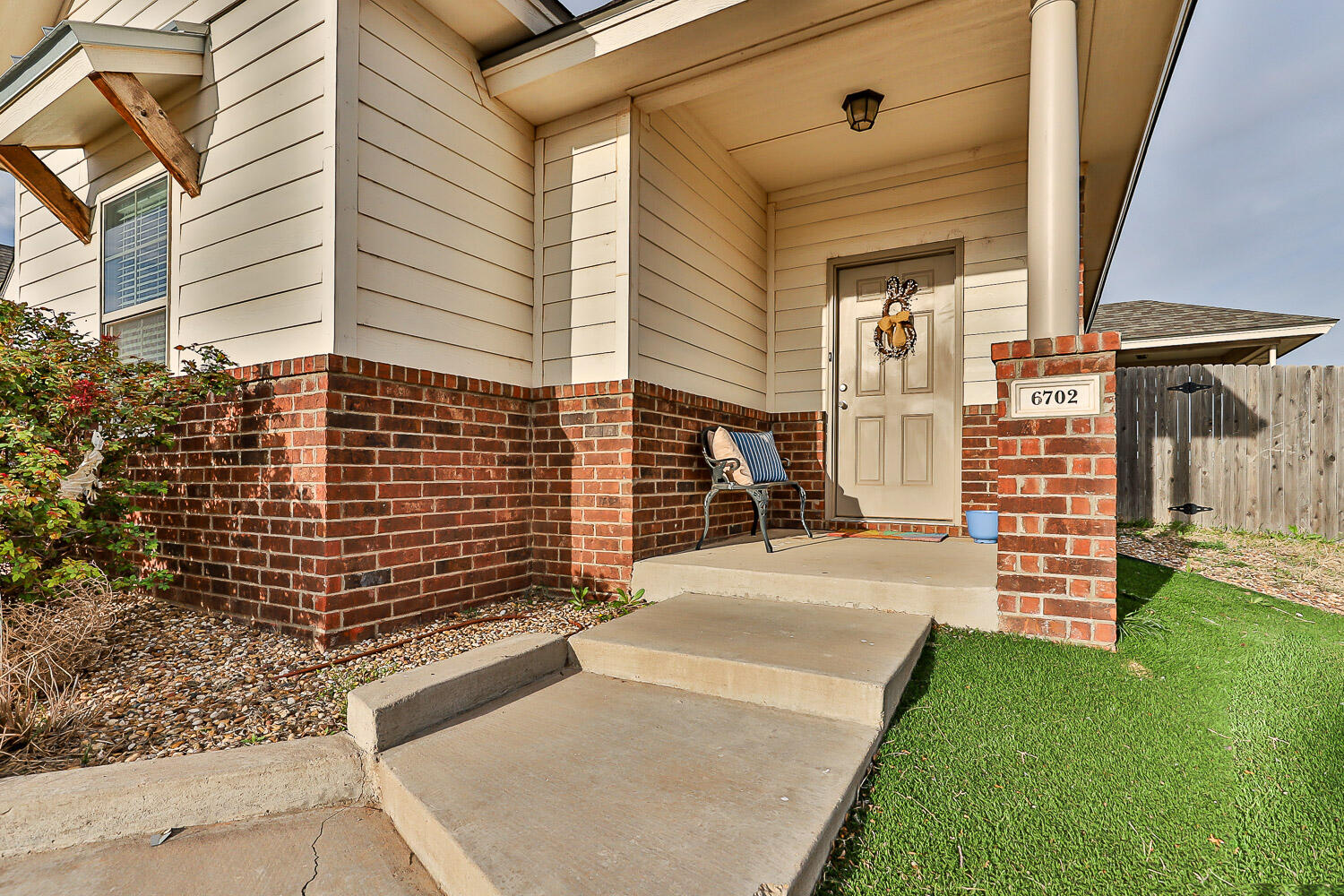 6702 Pontiac Avenue Property Photo 5