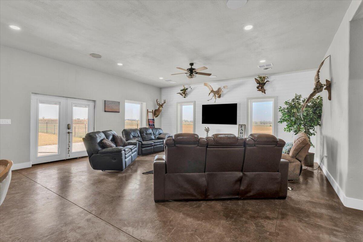 10008 Fm 2641 Property Photo 12