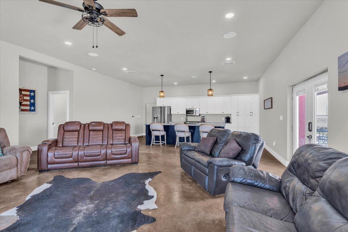 10008 Fm 2641 Property Photo 14