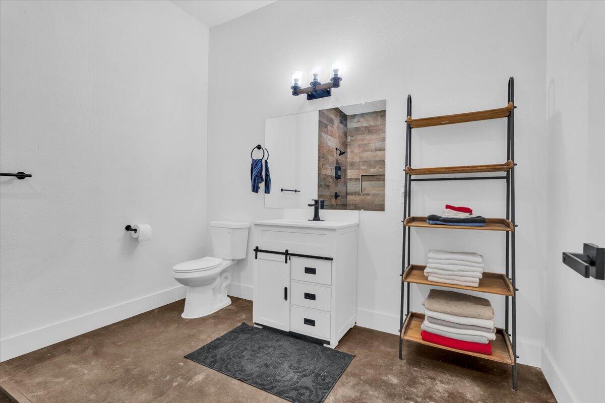 10008 Fm 2641 Property Photo 20