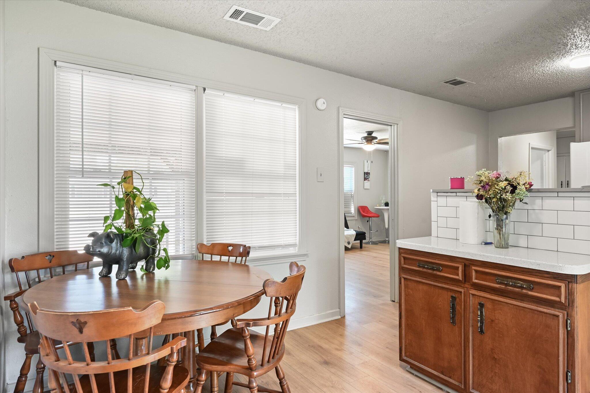 1513 37th Street Property Photo 8