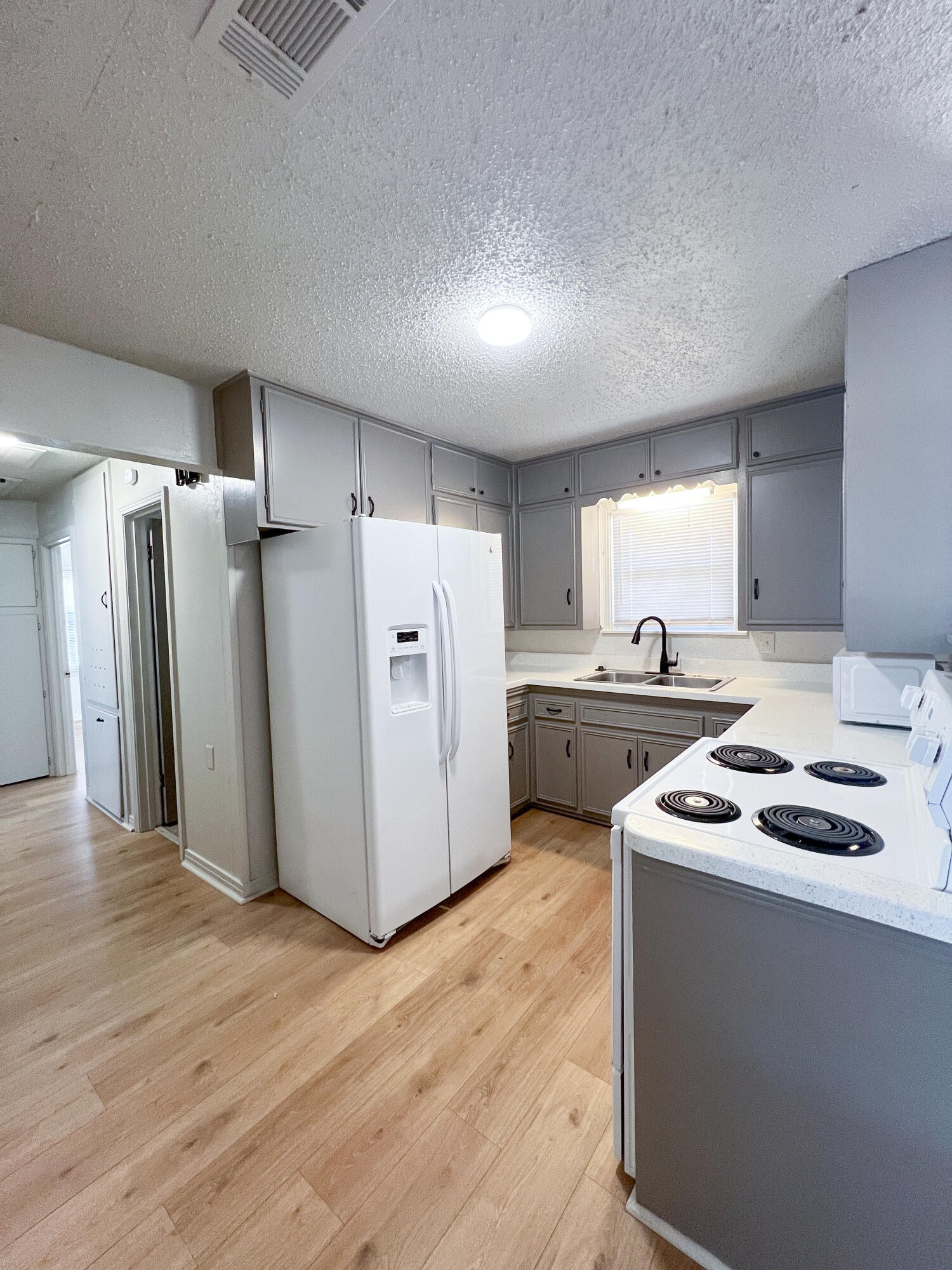 1513 37th Street Property Photo 14