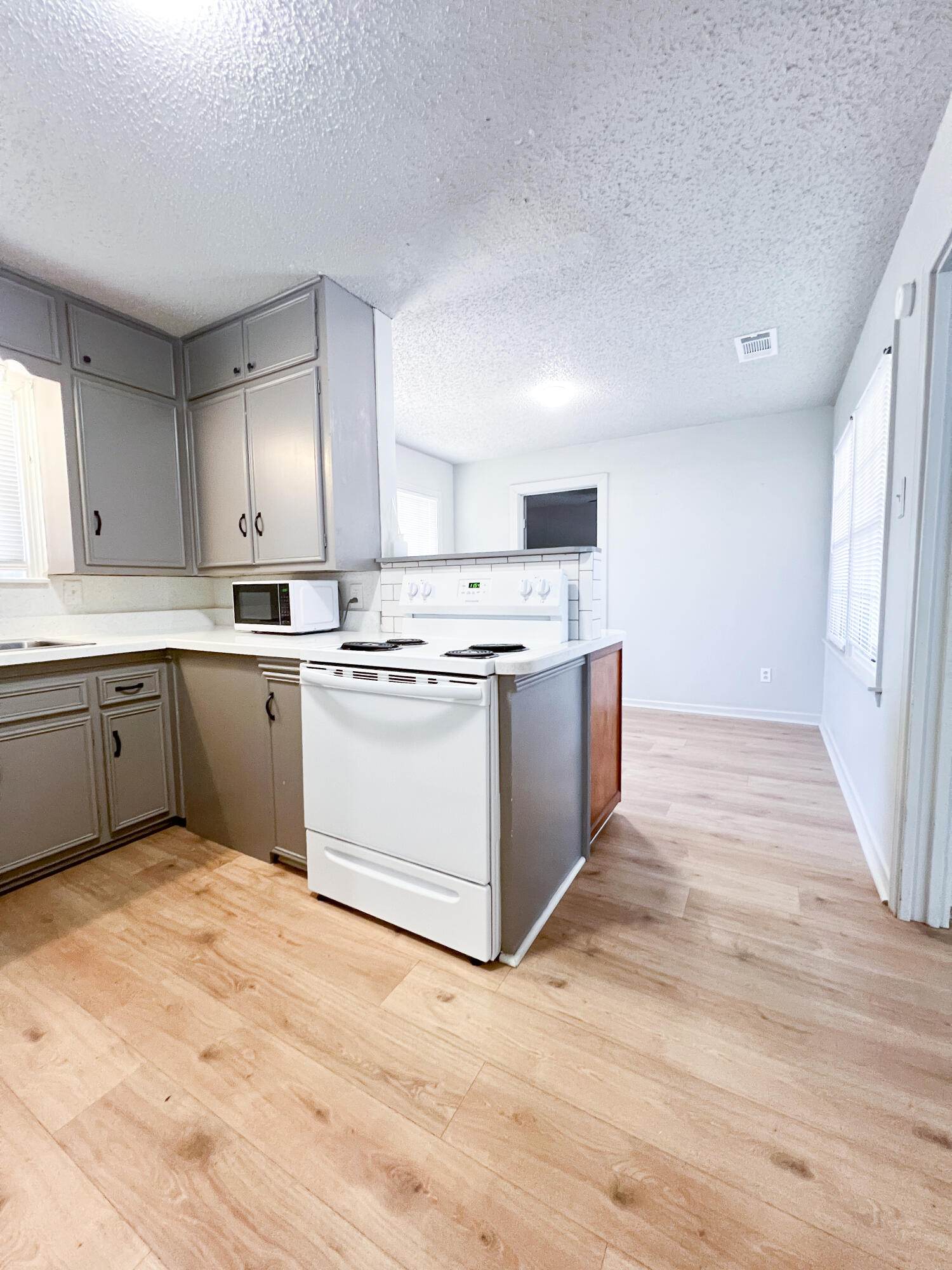 1513 37th Street Property Photo 16