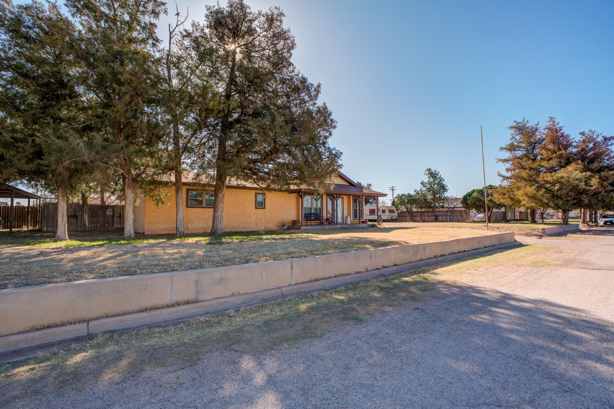 208 Duggan Avenue Property Photo 4