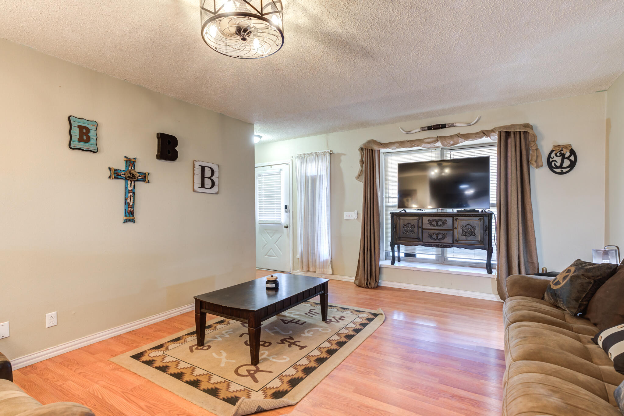208 Duggan Avenue Property Photo 10