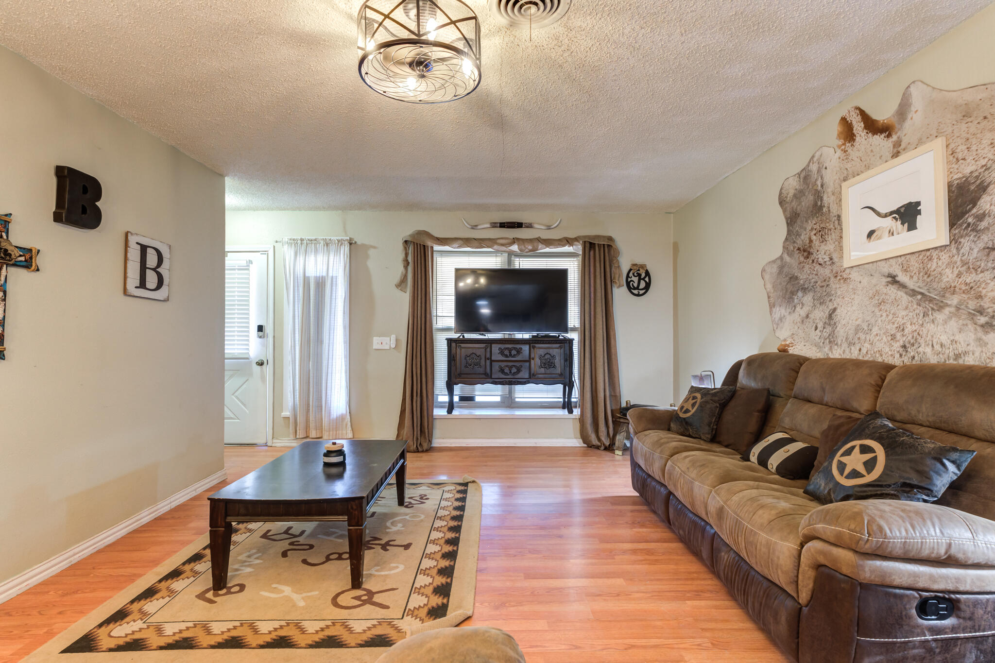 208 Duggan Avenue Property Photo 11