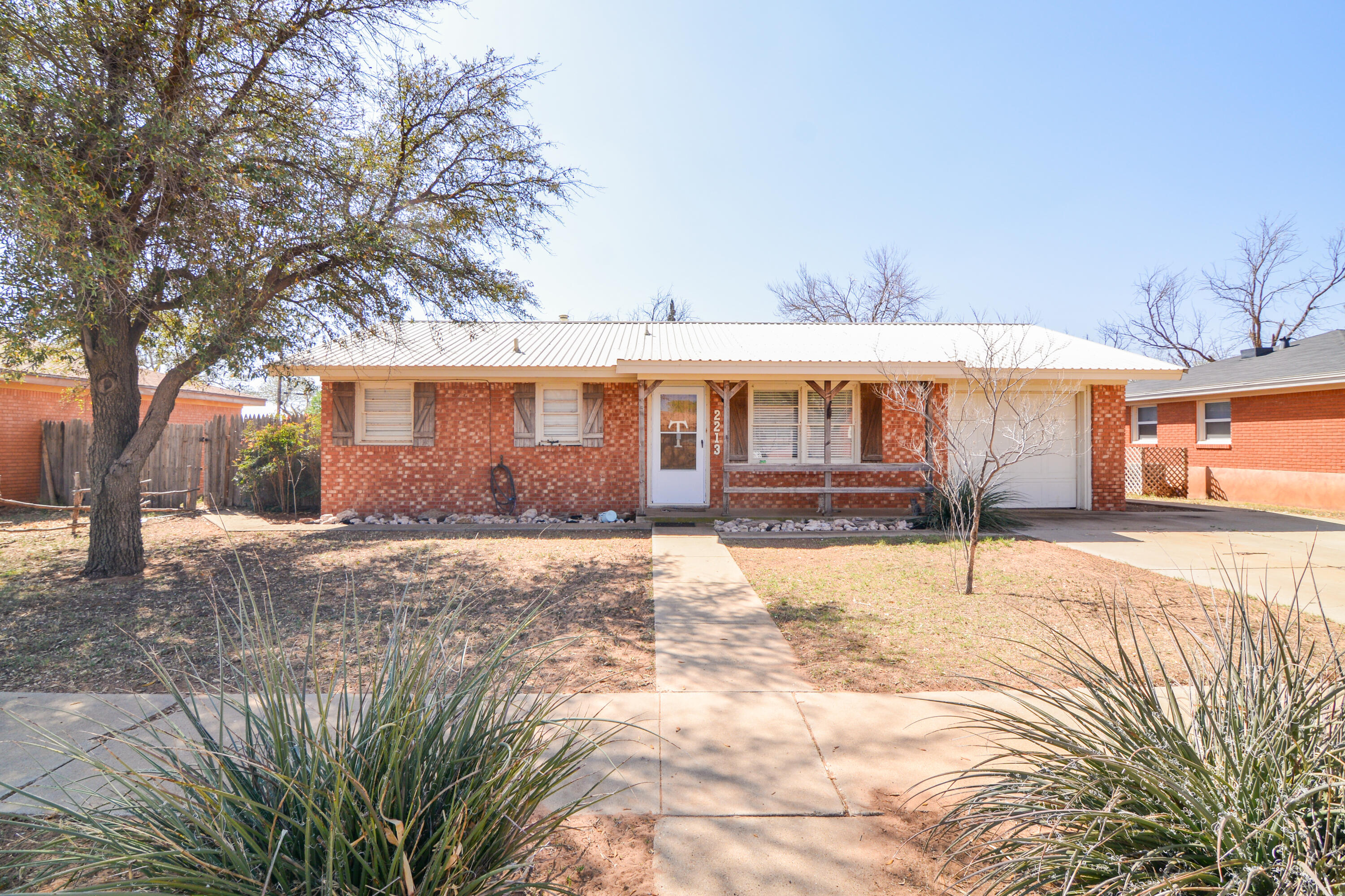 2213 S 5th Street Property Photo 1
