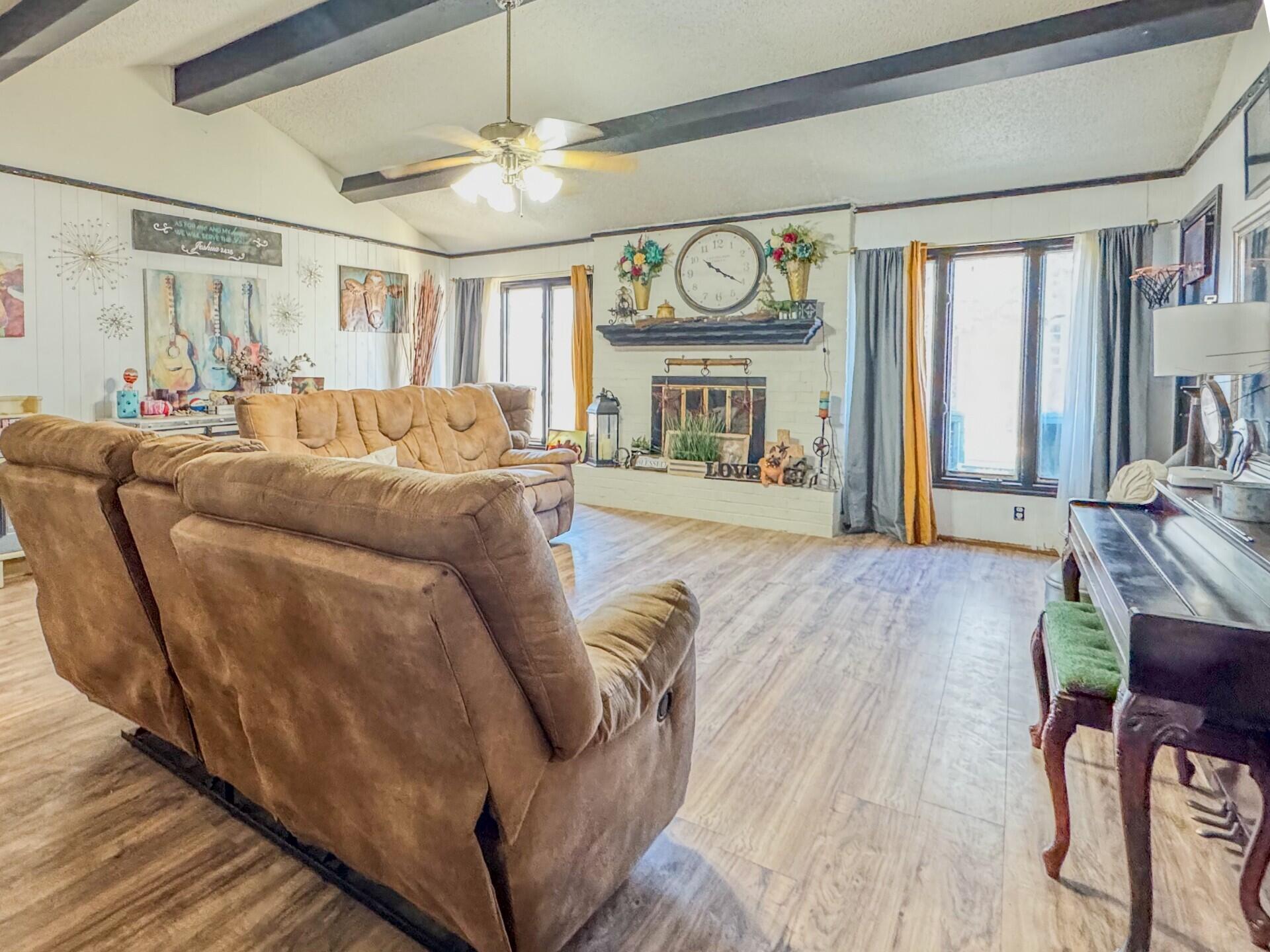 2703 78th Street Property Photo 5