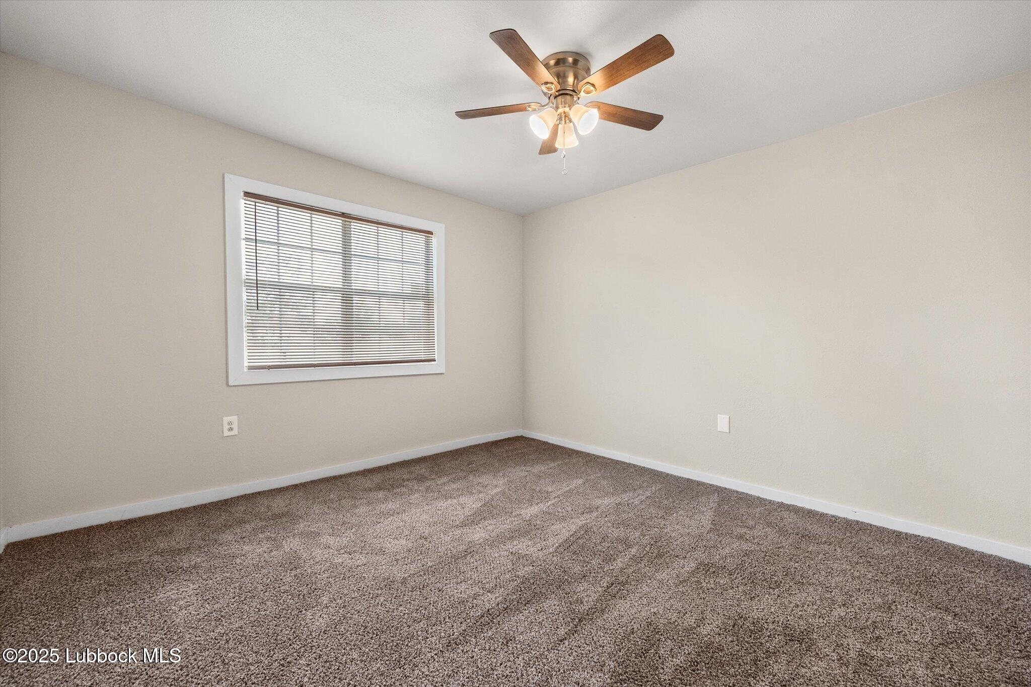 1108 Ave K Property Photo 15