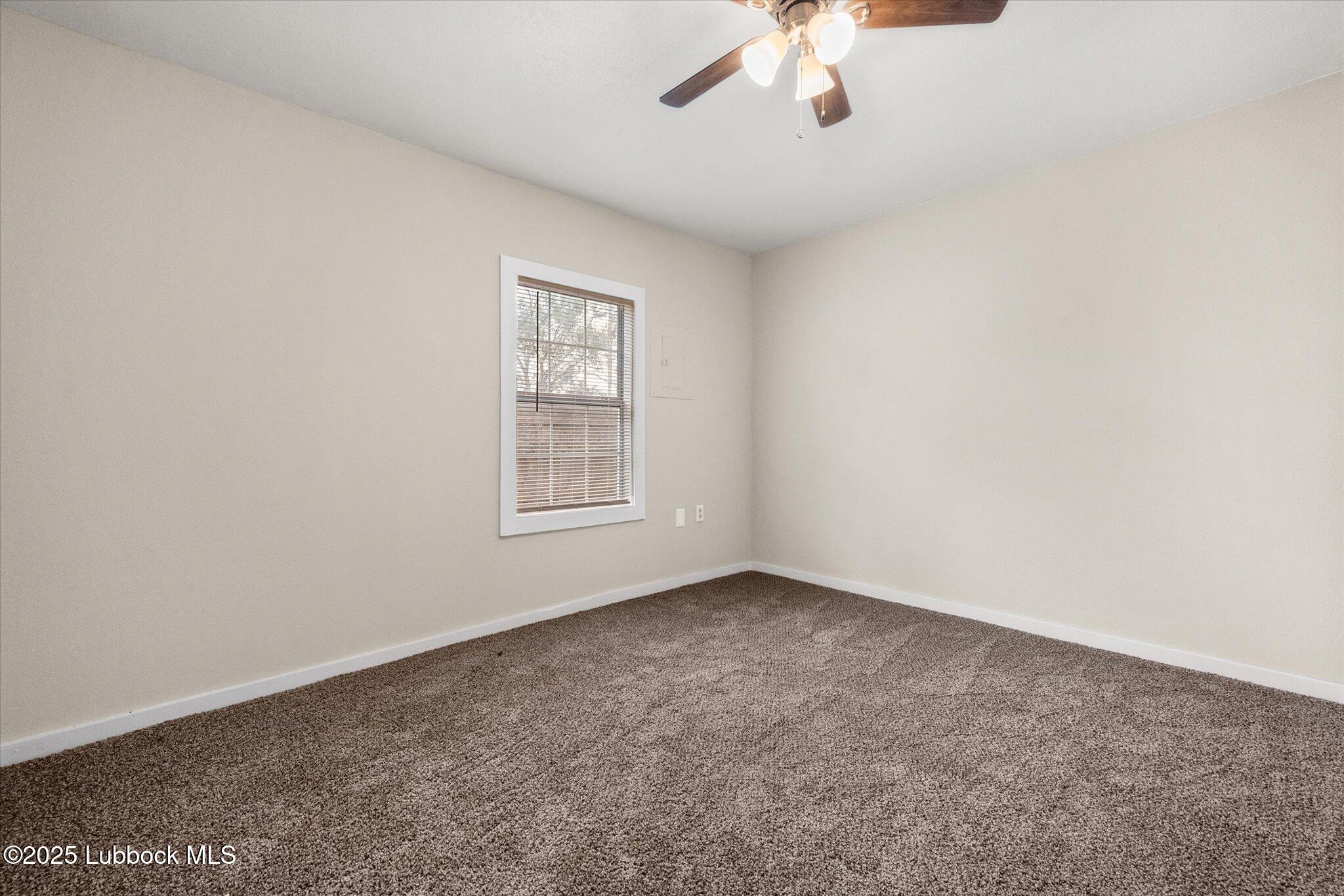 1108 Ave K Property Photo 16