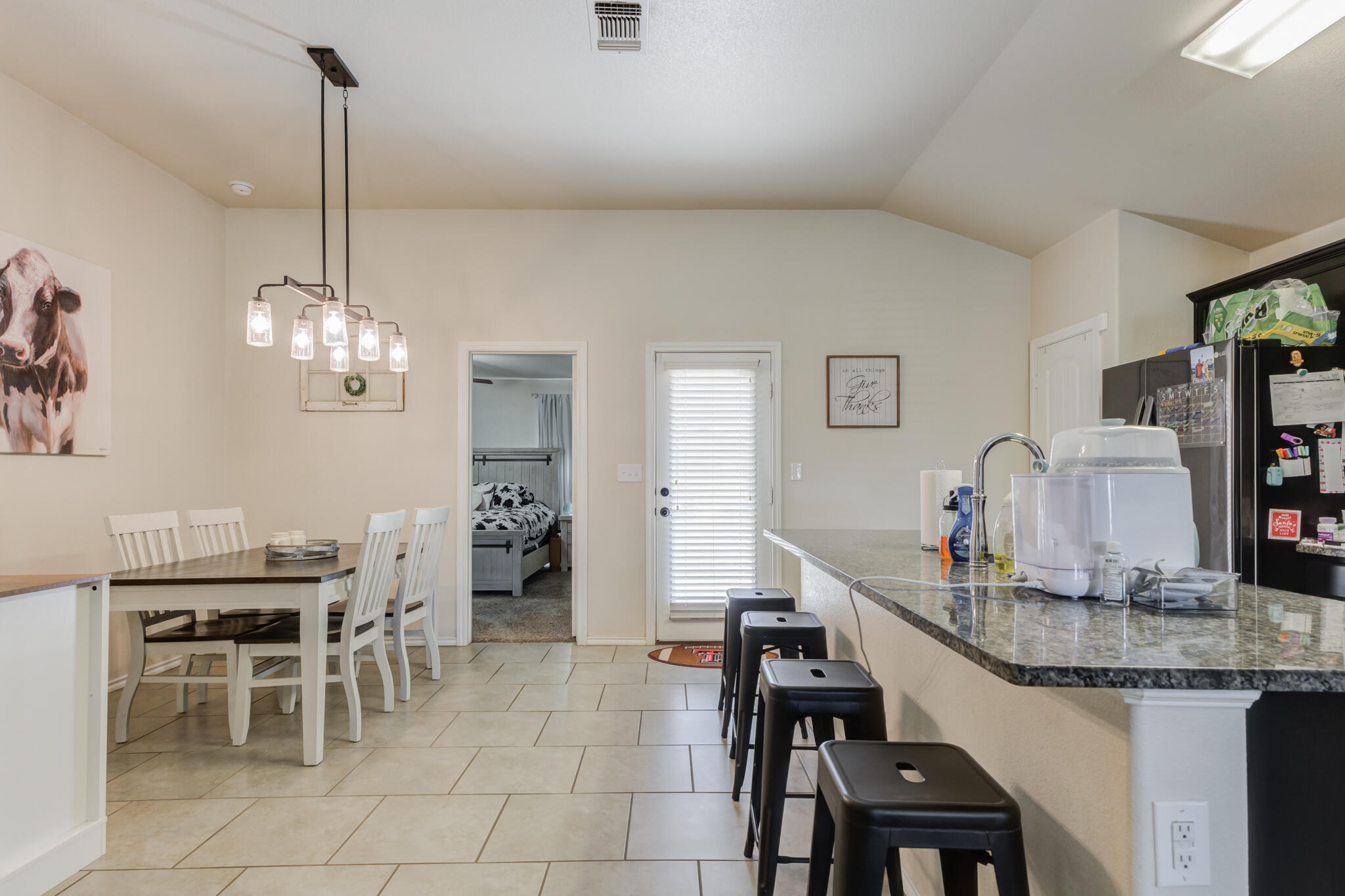 7425 102nd Street Property Photo 5