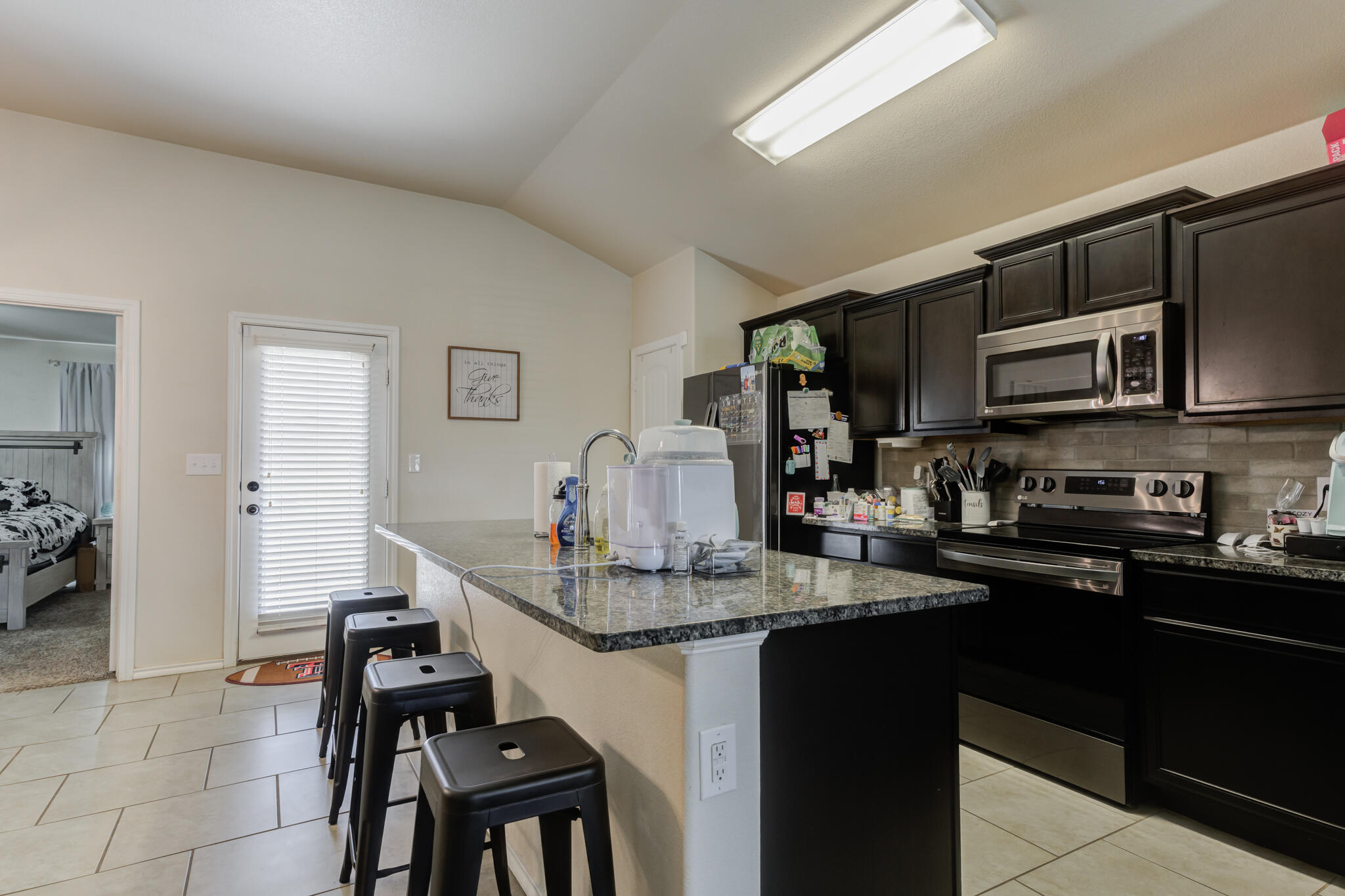 7425 102nd Street Property Photo 6