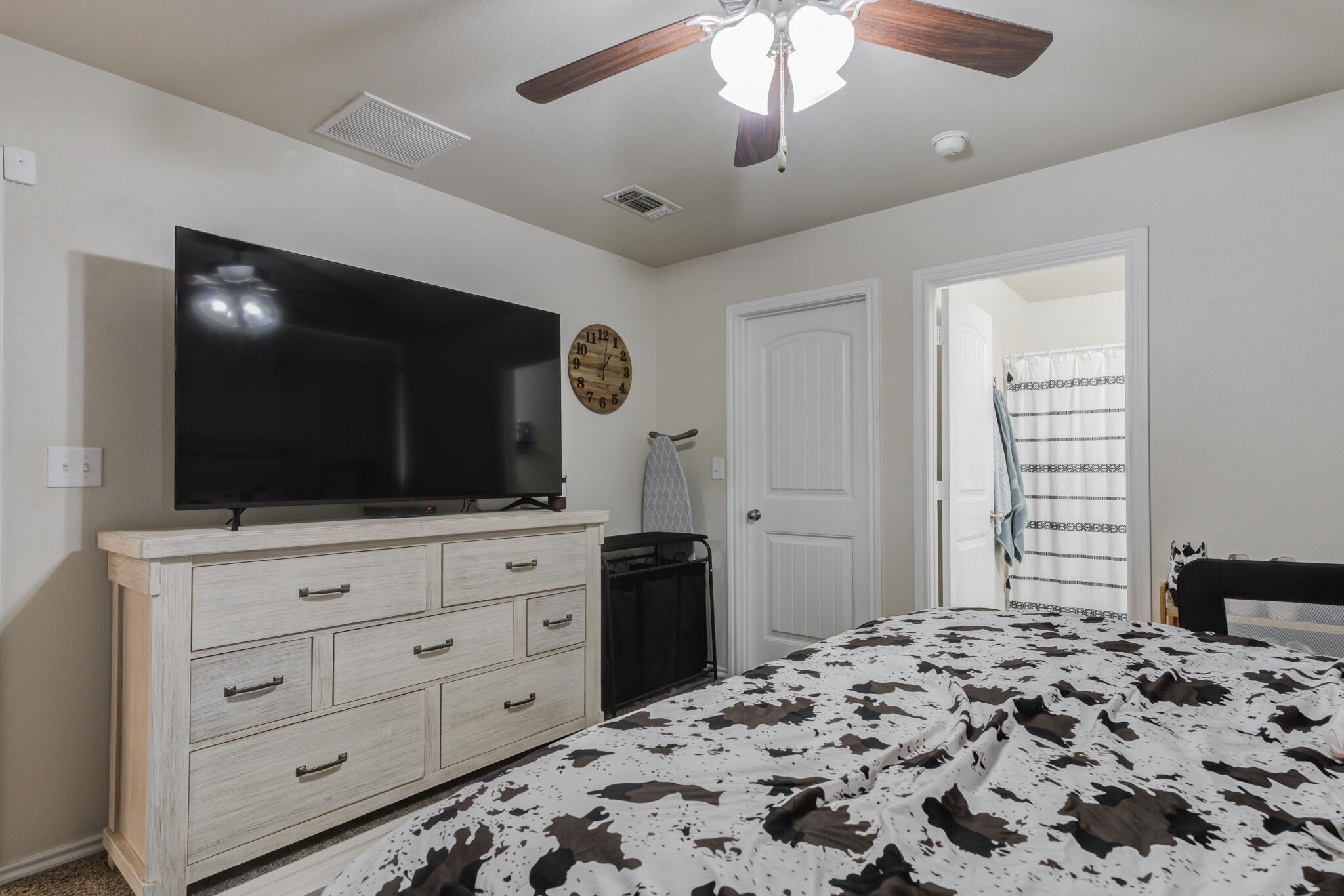 7425 102nd Street Property Photo 10
