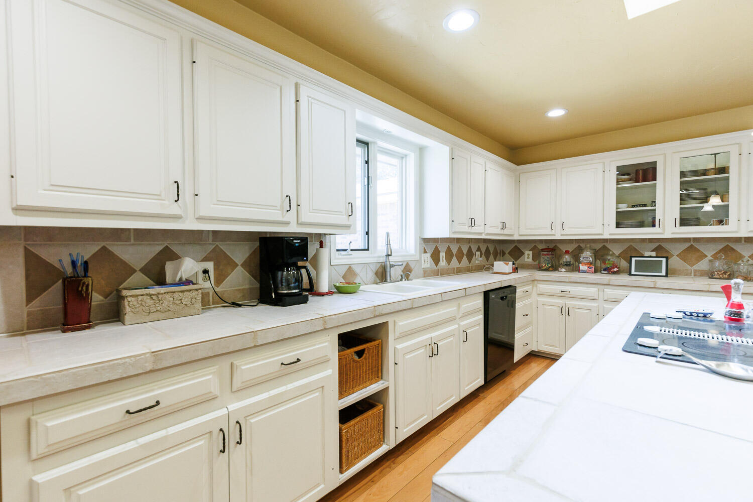 4306 92nd Street Property Photo 14