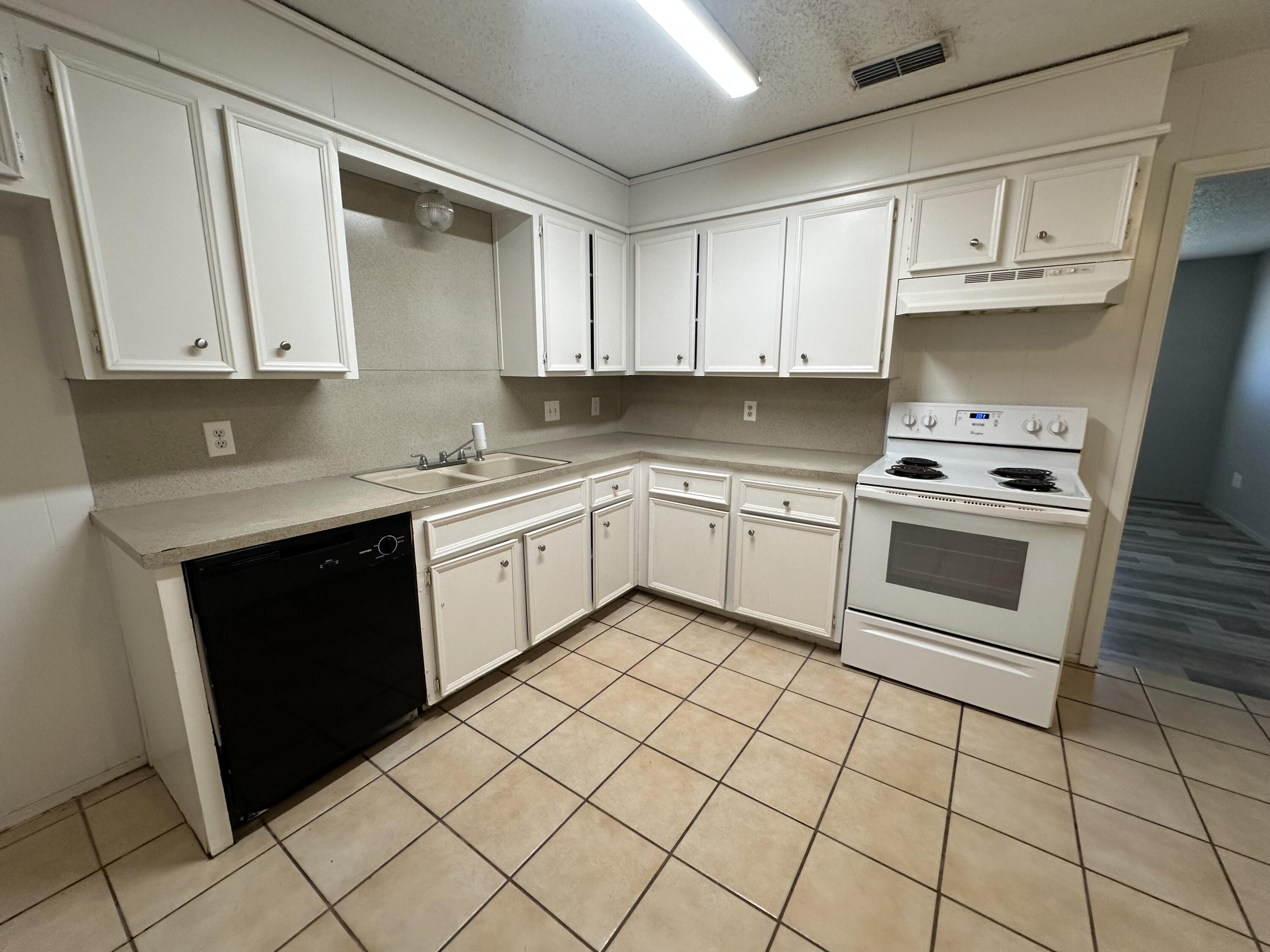 7308 Avenue W, A Property Photo 5