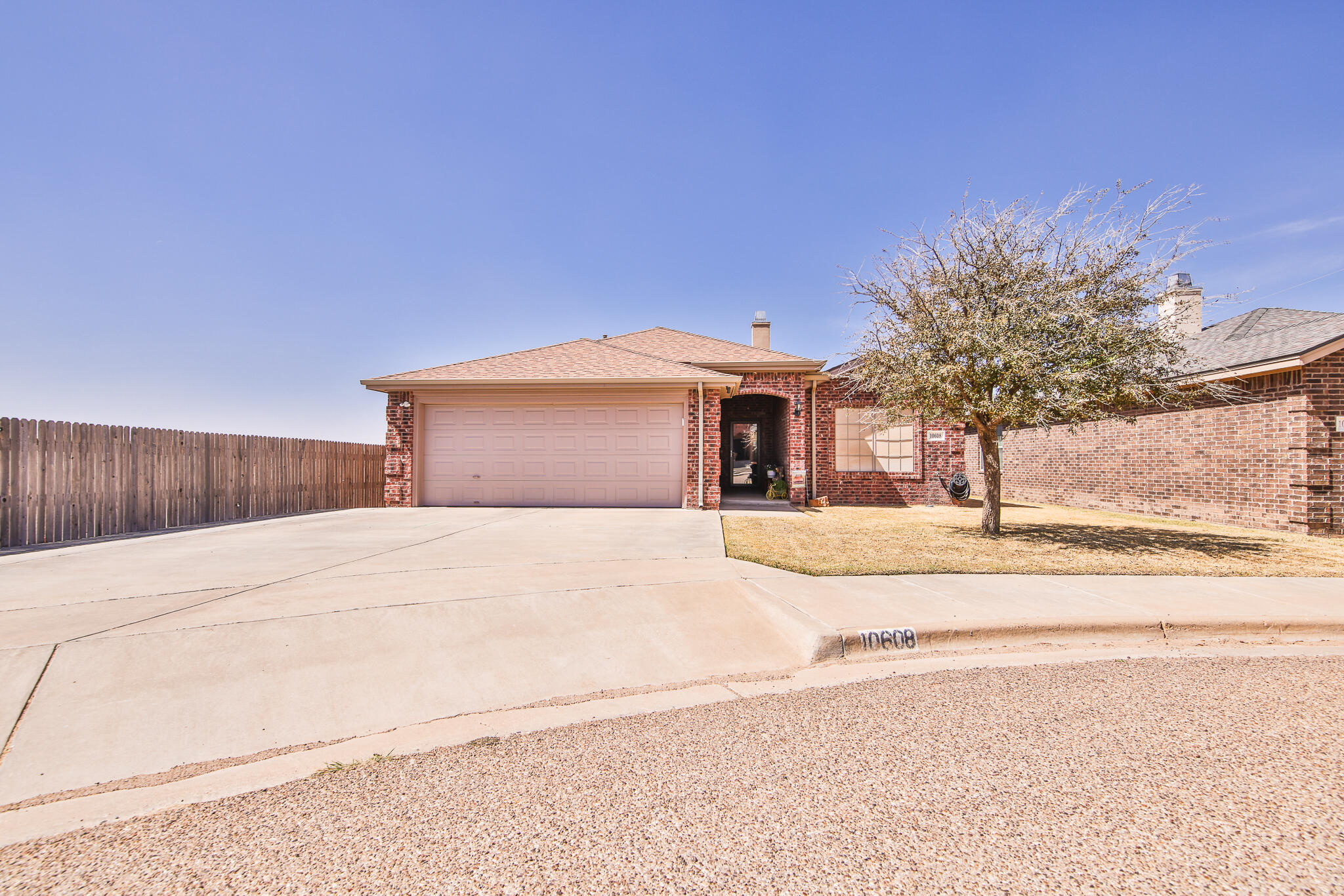 10608 York Avenue Property Photo 2