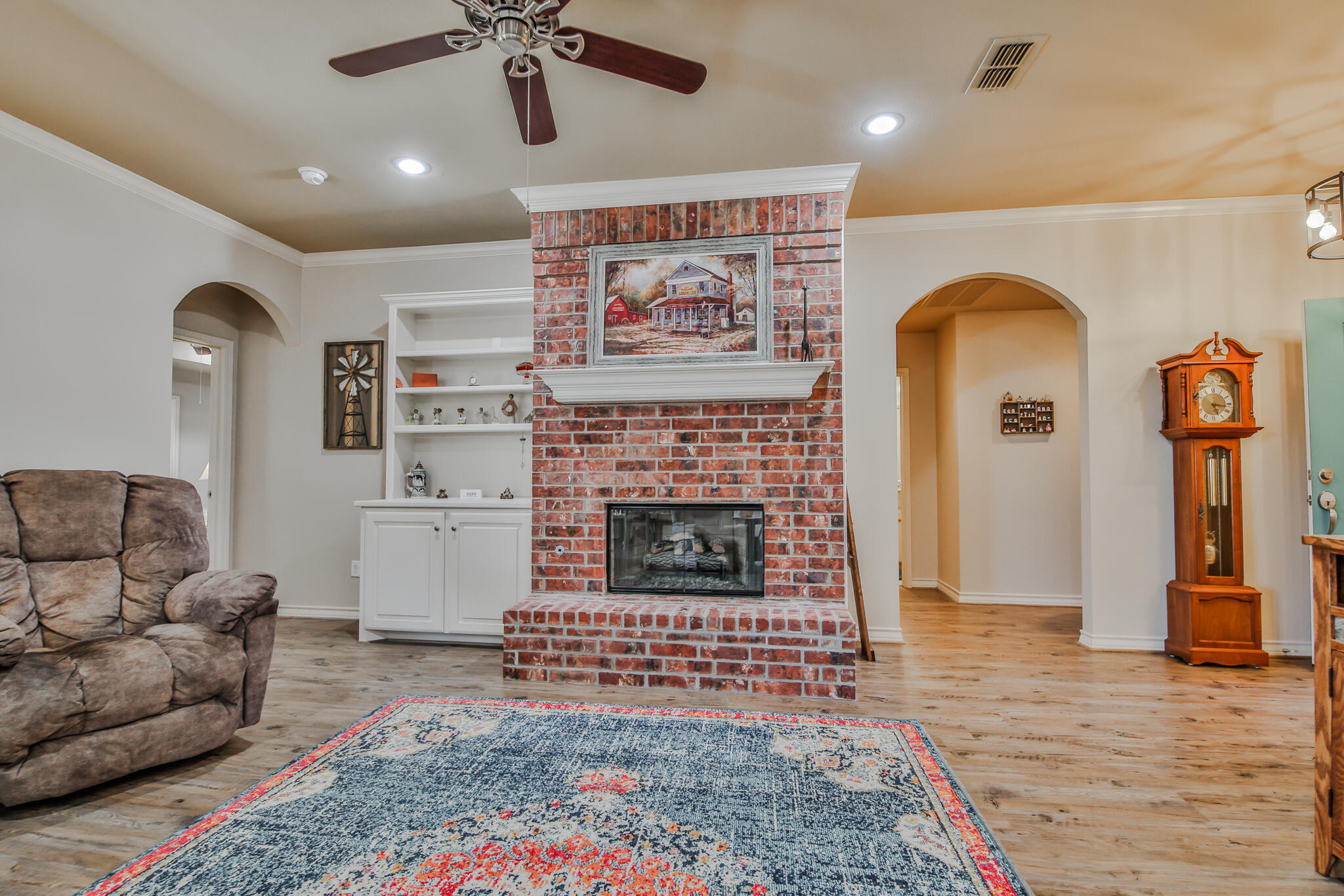 10608 York Avenue Property Photo 9