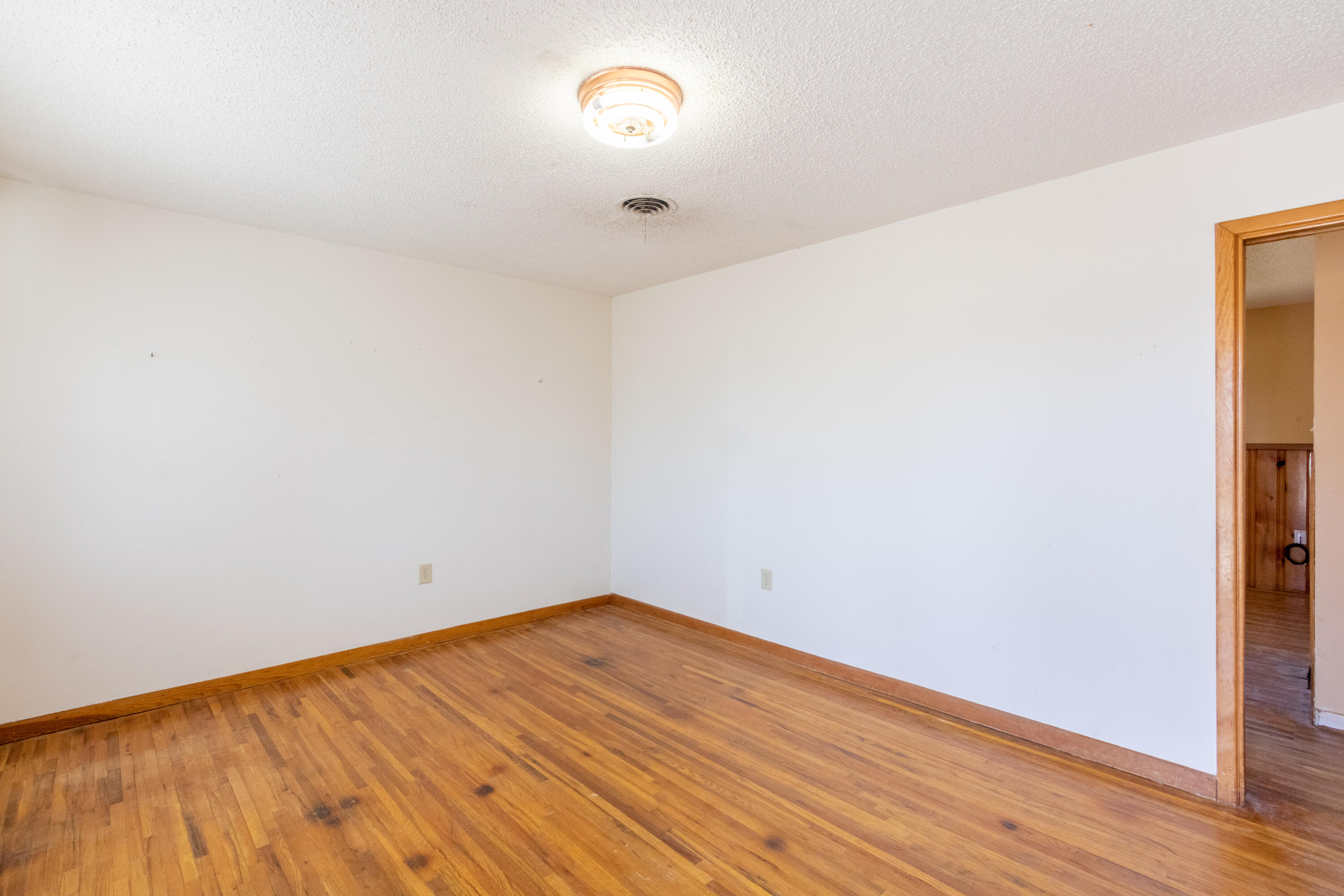 4817 C R 3300 Property Photo 7