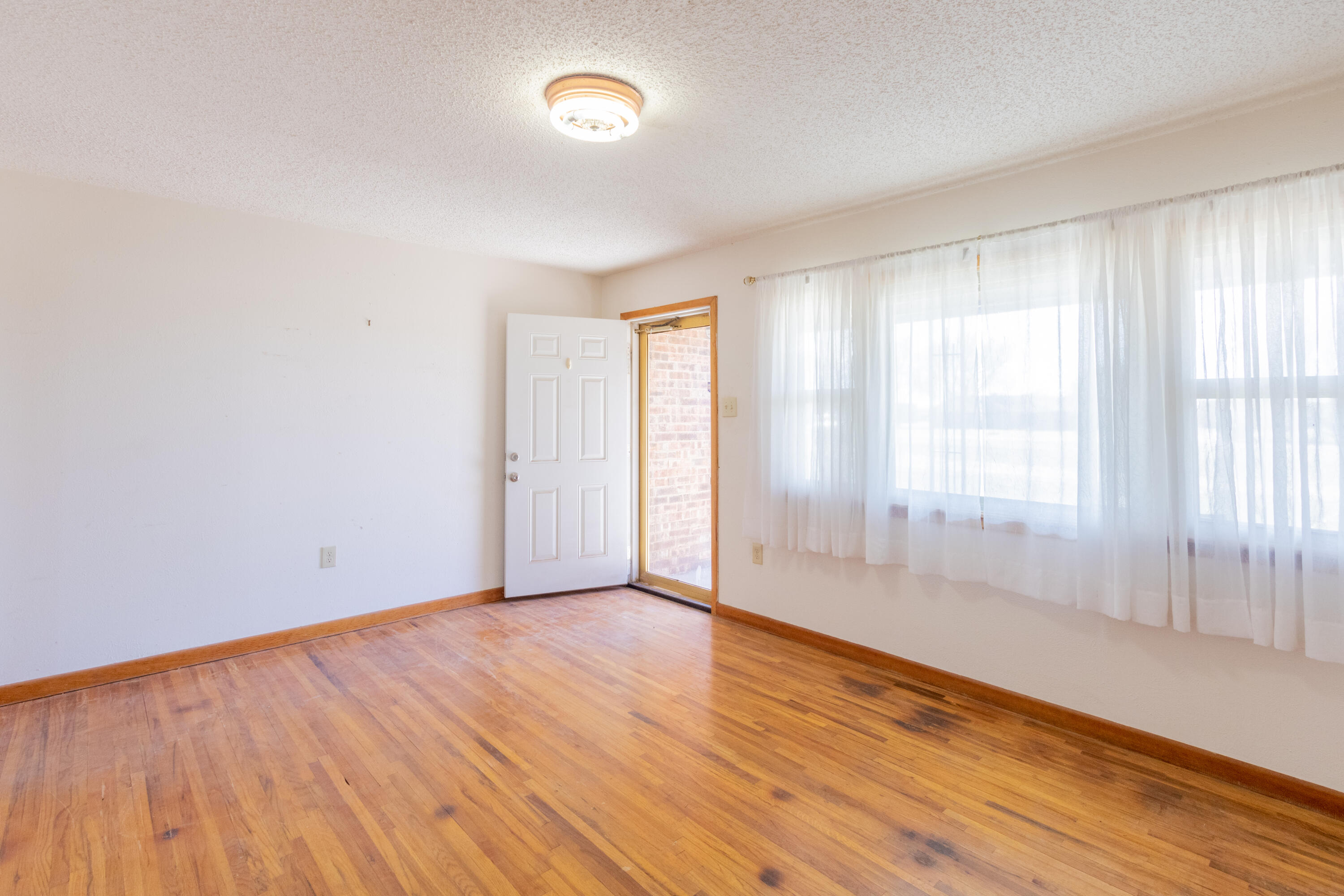 4817 C R 3300 Property Photo 8