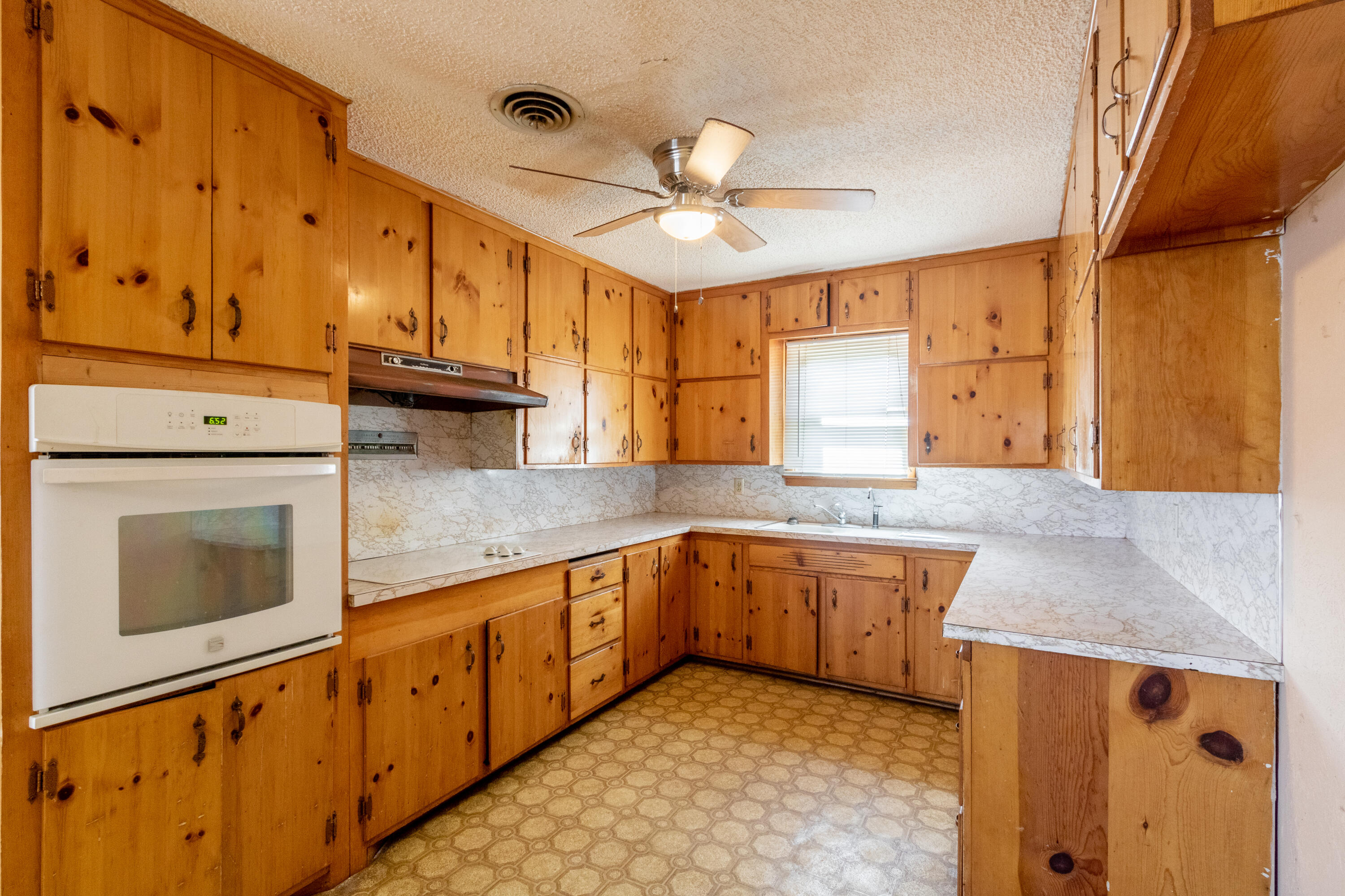 4817 C R 3300 Property Photo 14