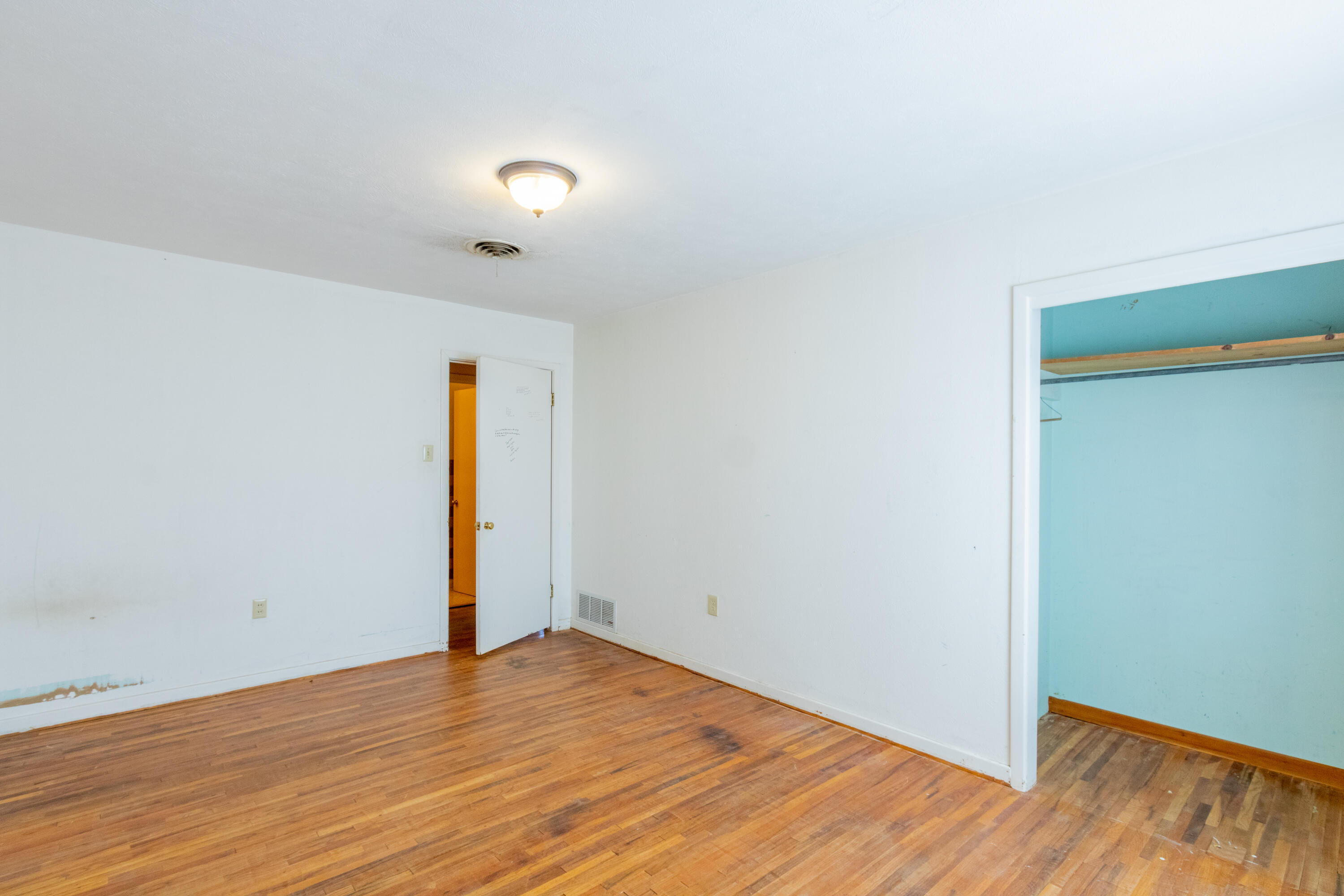 4817 C R 3300 Property Photo 18