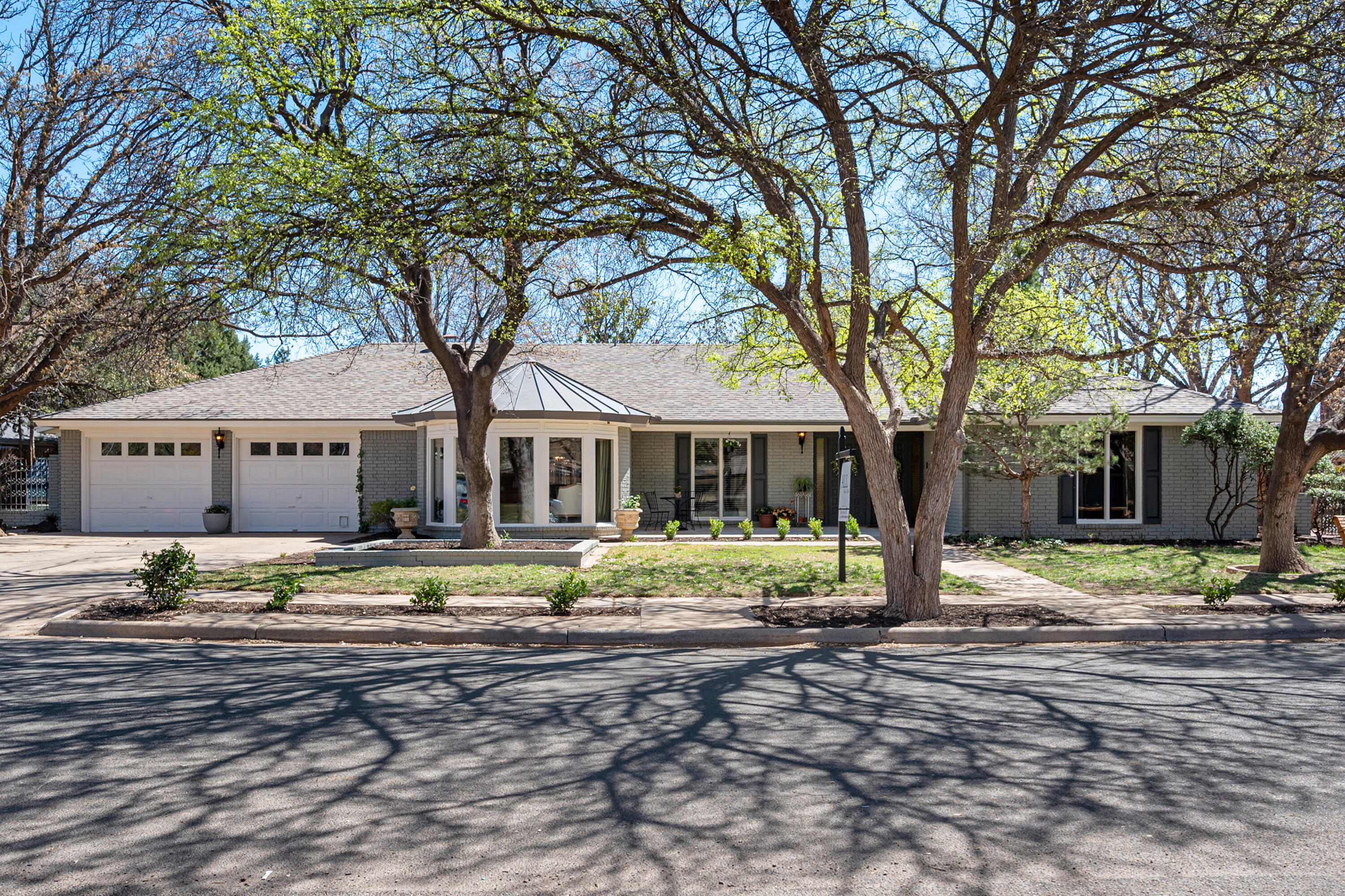 6607 Norfolk Avenue Property Photo
