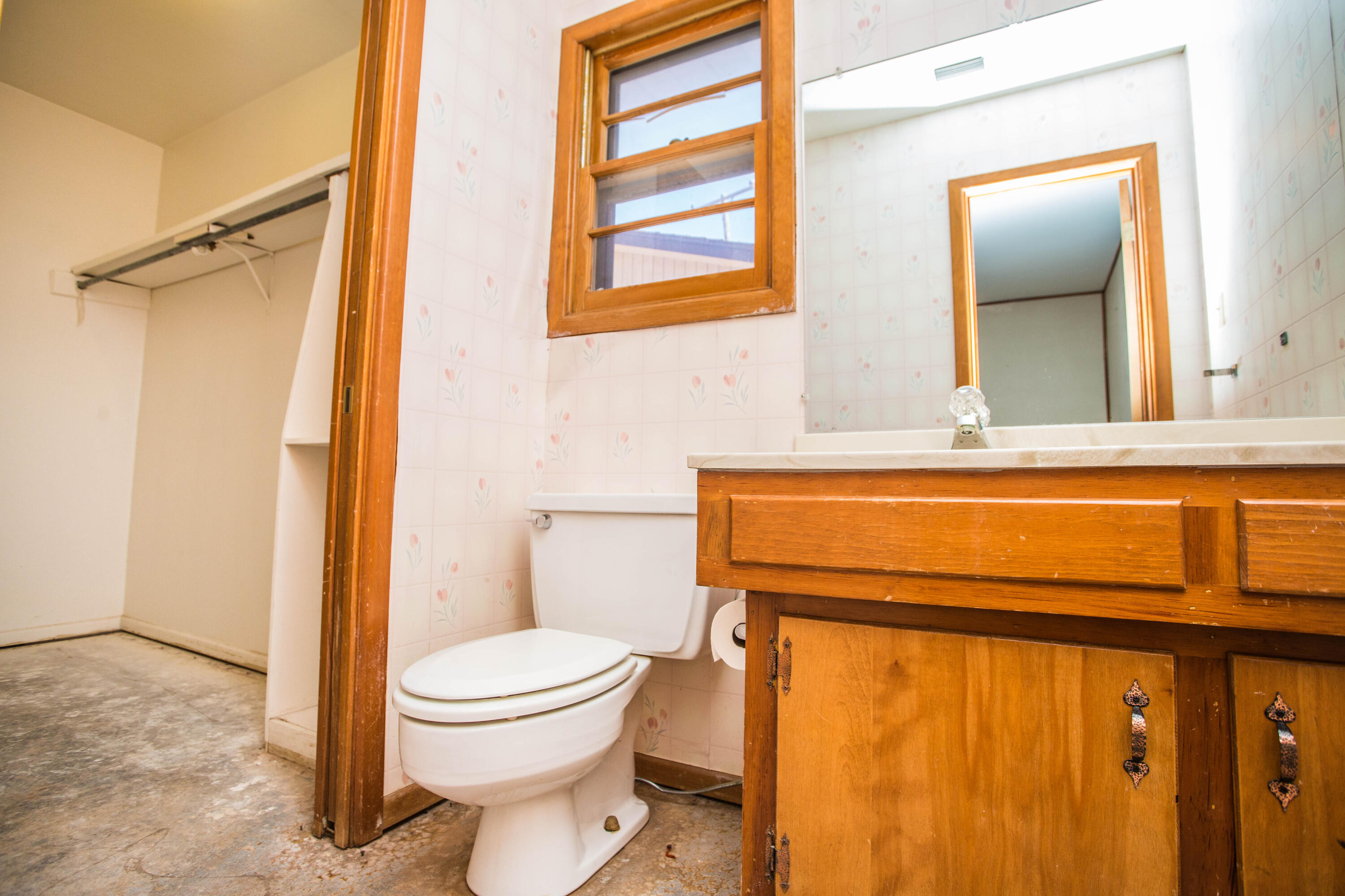2124 68th Street Property Photo 27