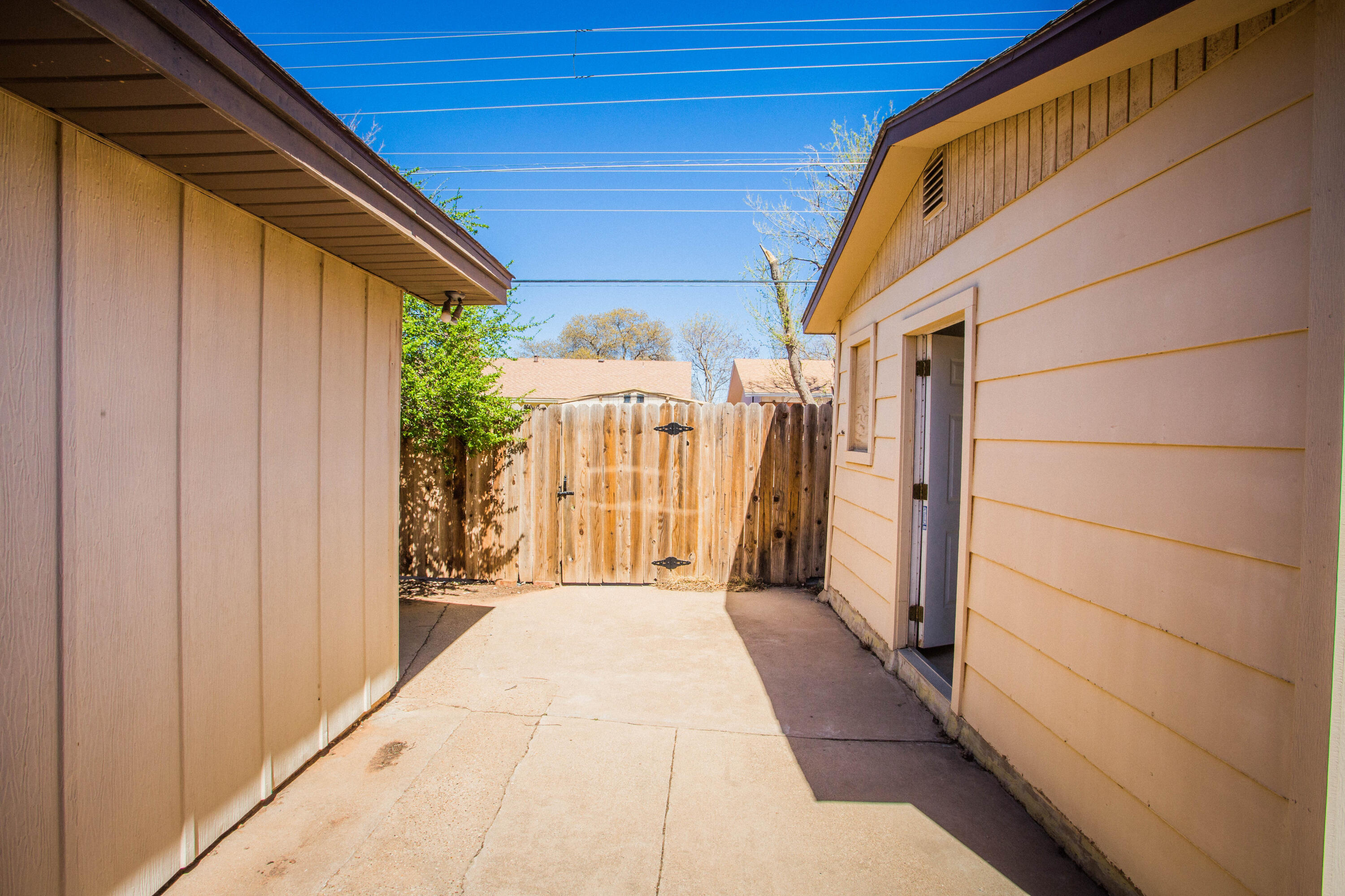2124 68th Street Property Photo 31